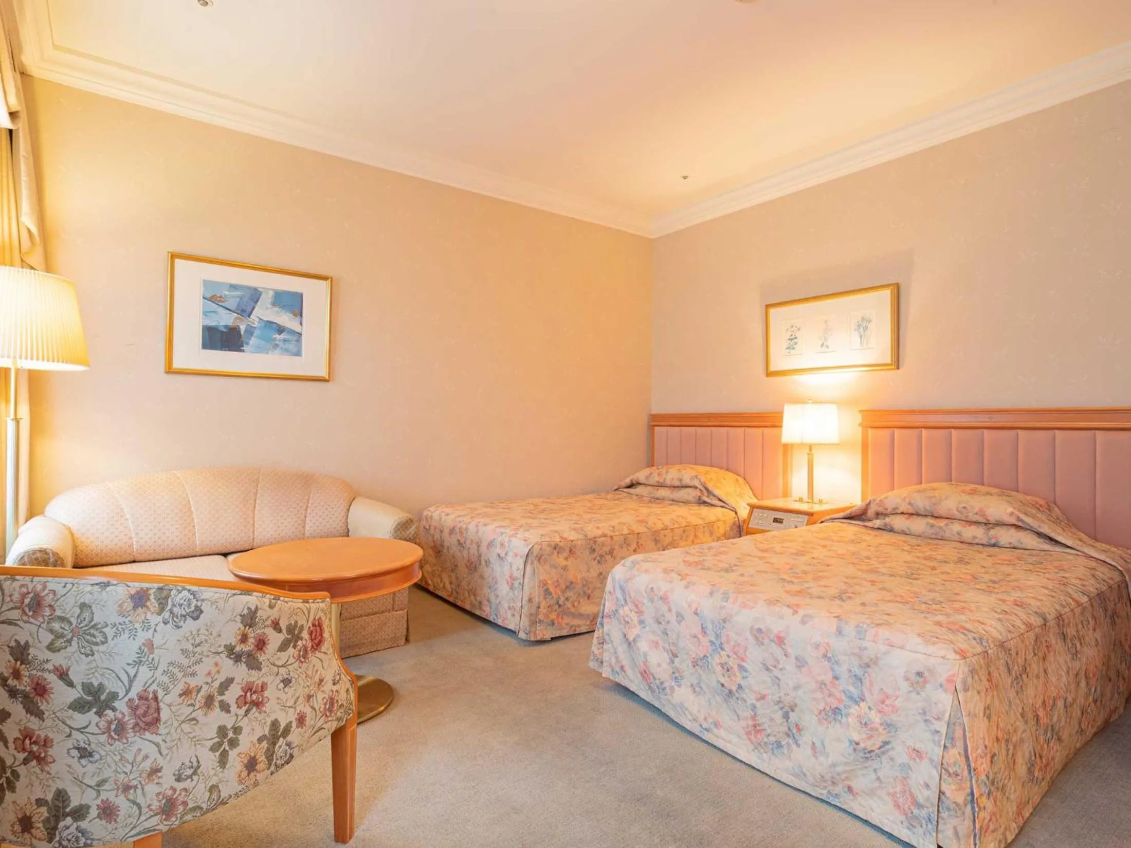 Bed in The Saihokukan Hotel