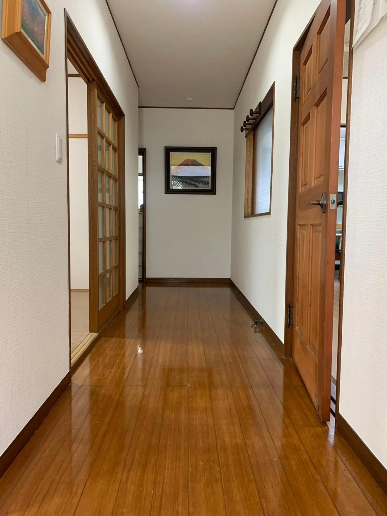 season guest house in nishi shinjuku 100 square meters, 4 bedrooms, 2 living rooms