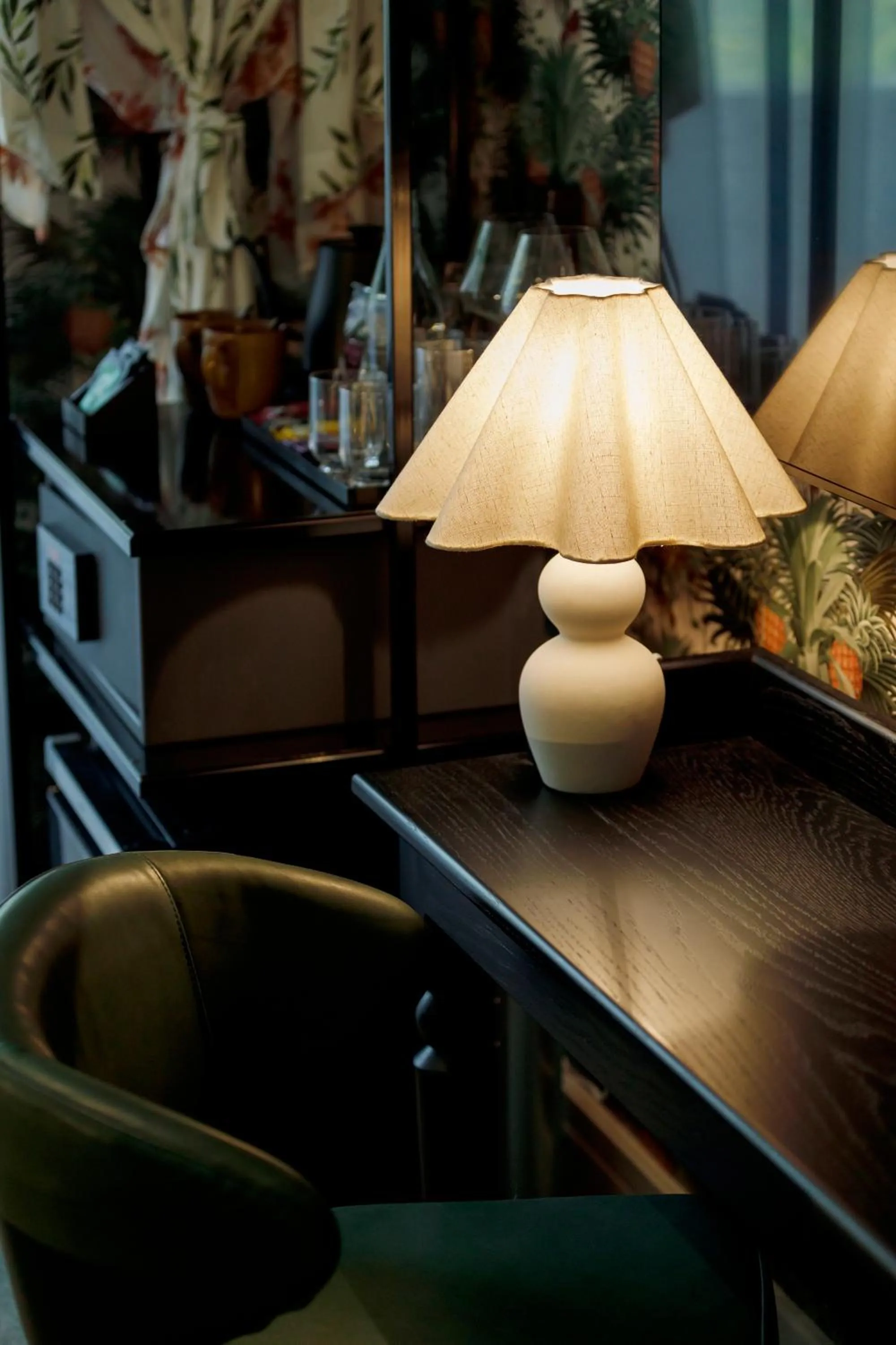 Decorative detail in 202 Elizabeth