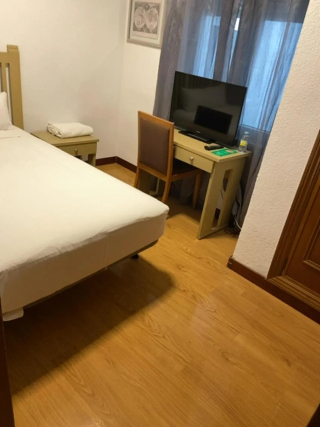 TV and multimedia, Bed in Hotel Mercado by gaiarooms