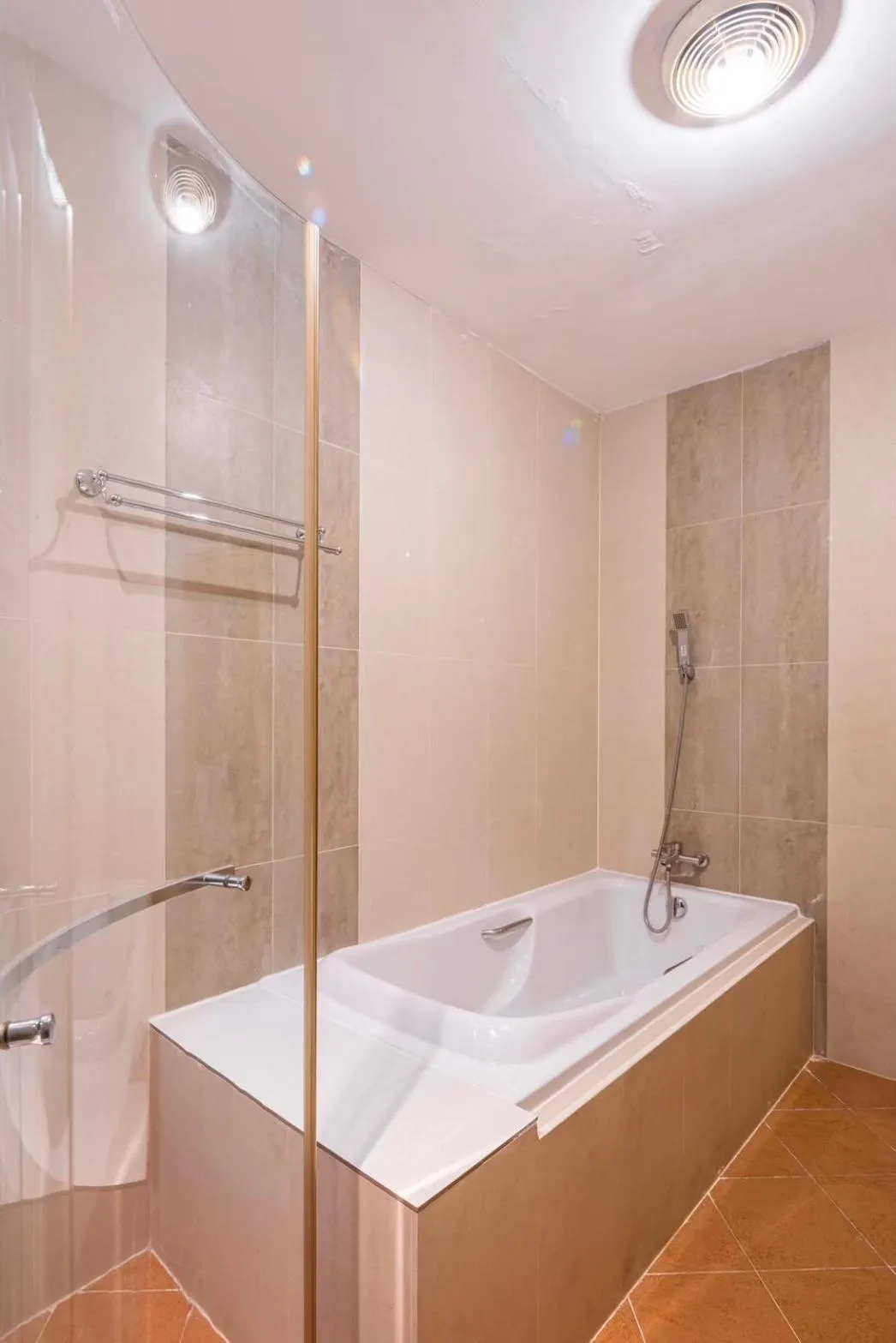 Bathroom in Sun Shine Patong