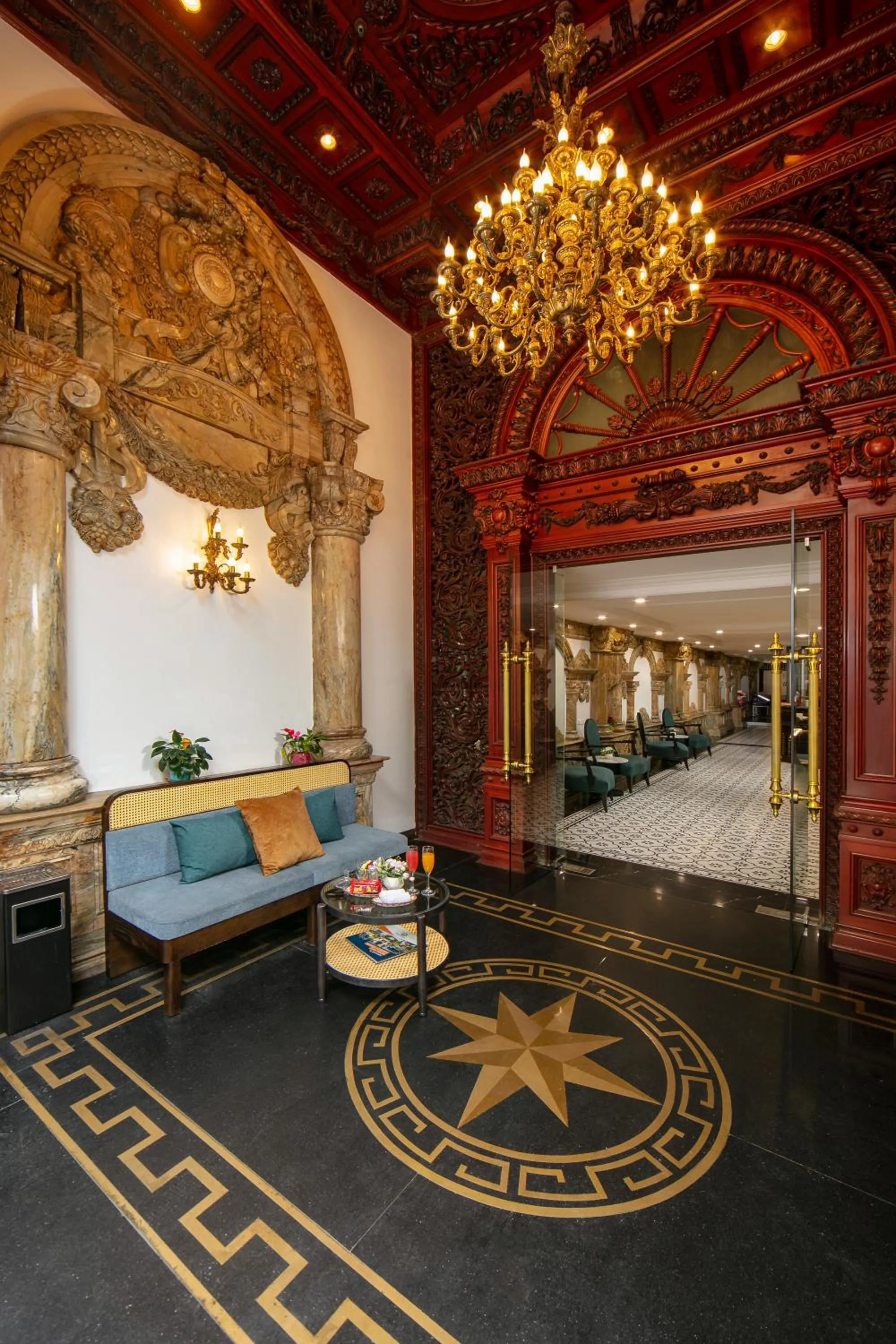 Communal lounge/ TV room in Media Central Hotel & Spa