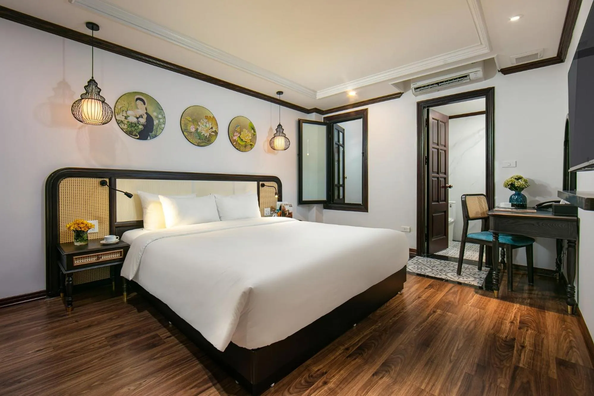 Bed in Media Central Hotel & Spa