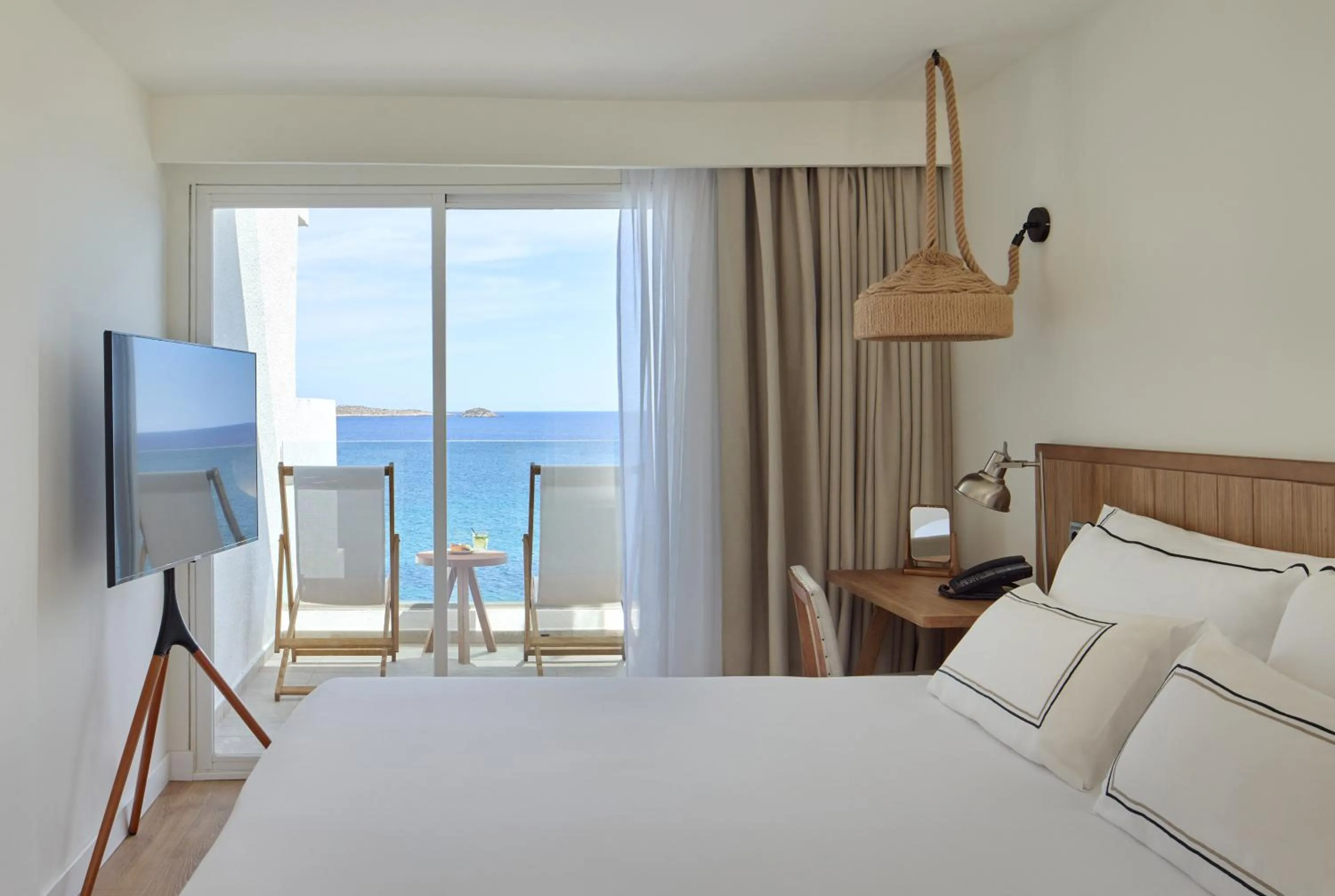 Bed in Melia Ibiza - Adults Only