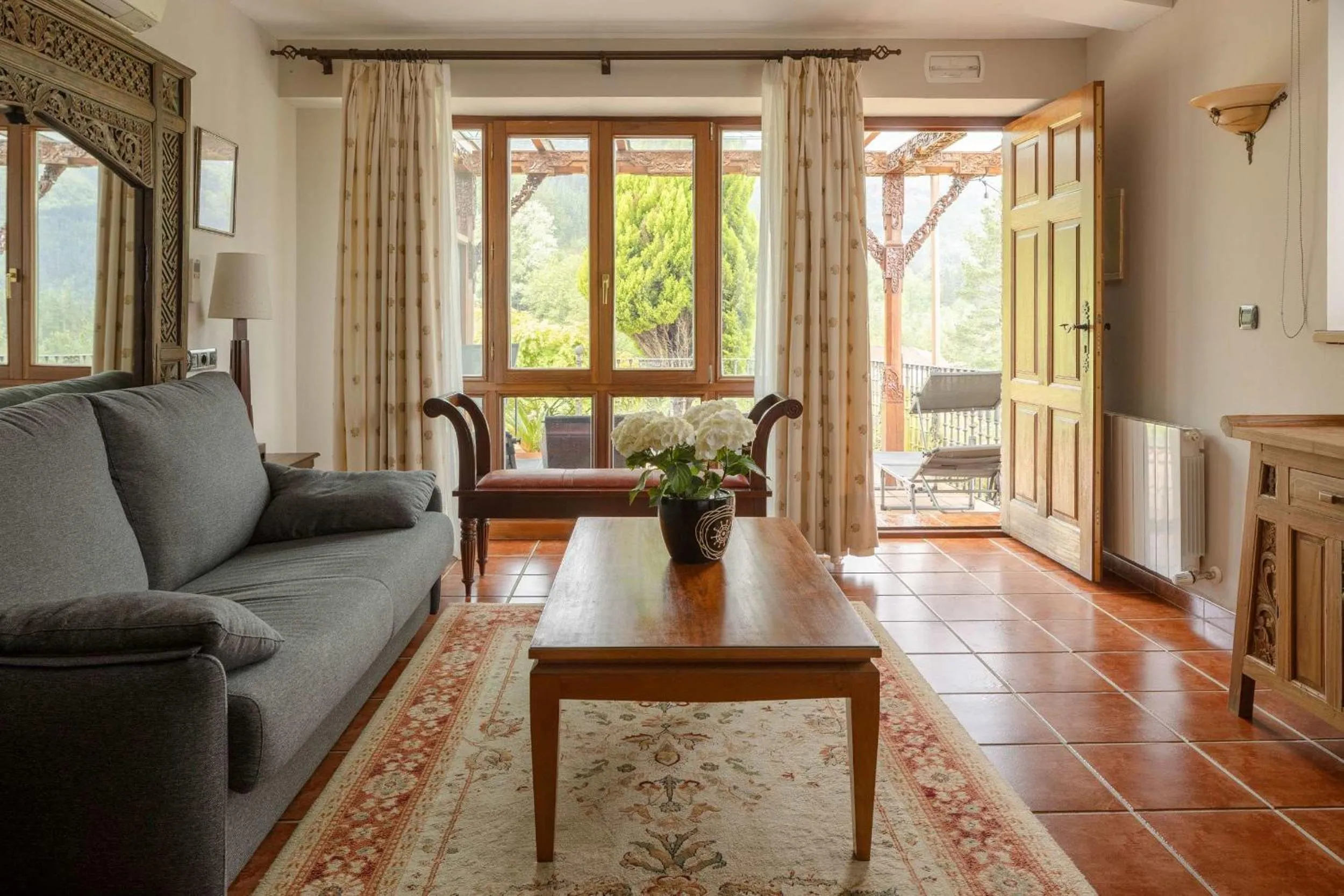 Seating area in Hotel & Spa Etxegana