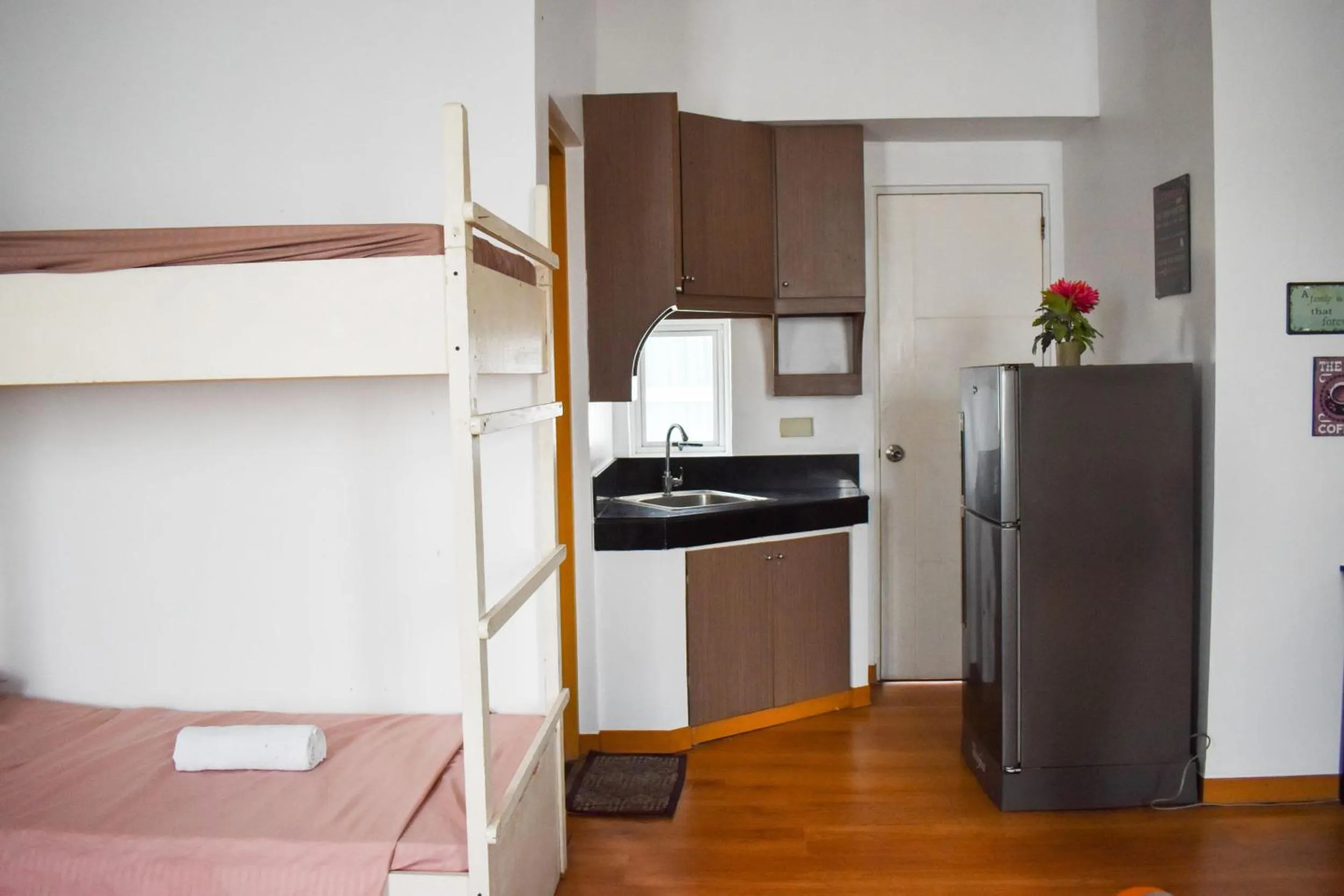 Photo of the whole room in The Boni Tower by RSPL Manila City Center