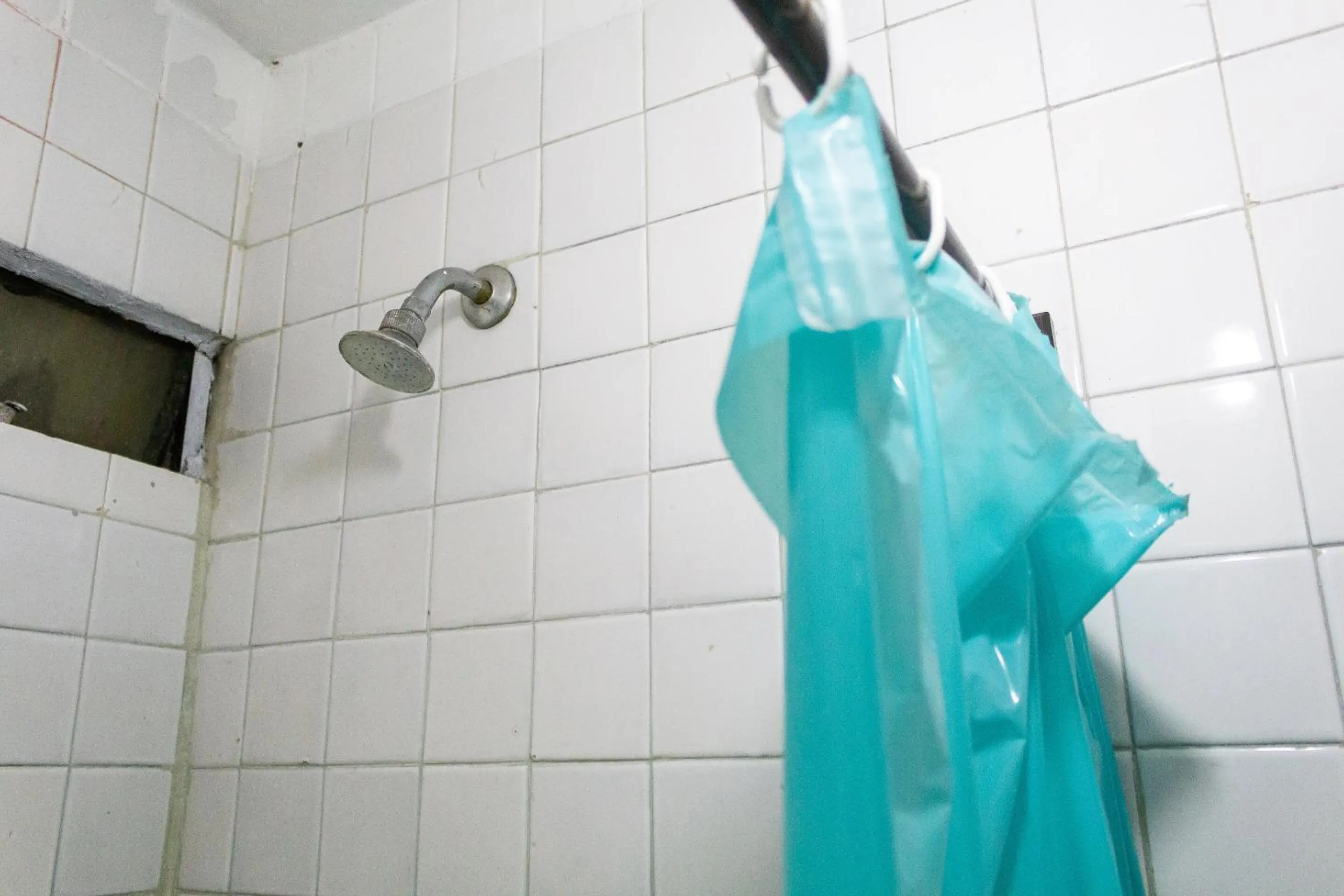 Bathroom in OYO Hotel Colón, Plaza Bicentenario, Zacatecas Centro