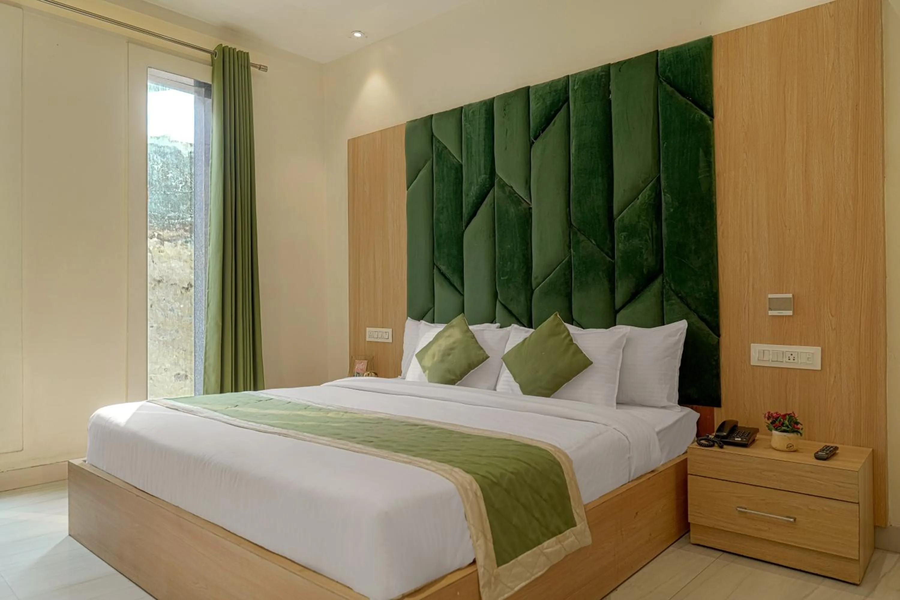 Photo of the whole room, Bed in Hotel Global Inn