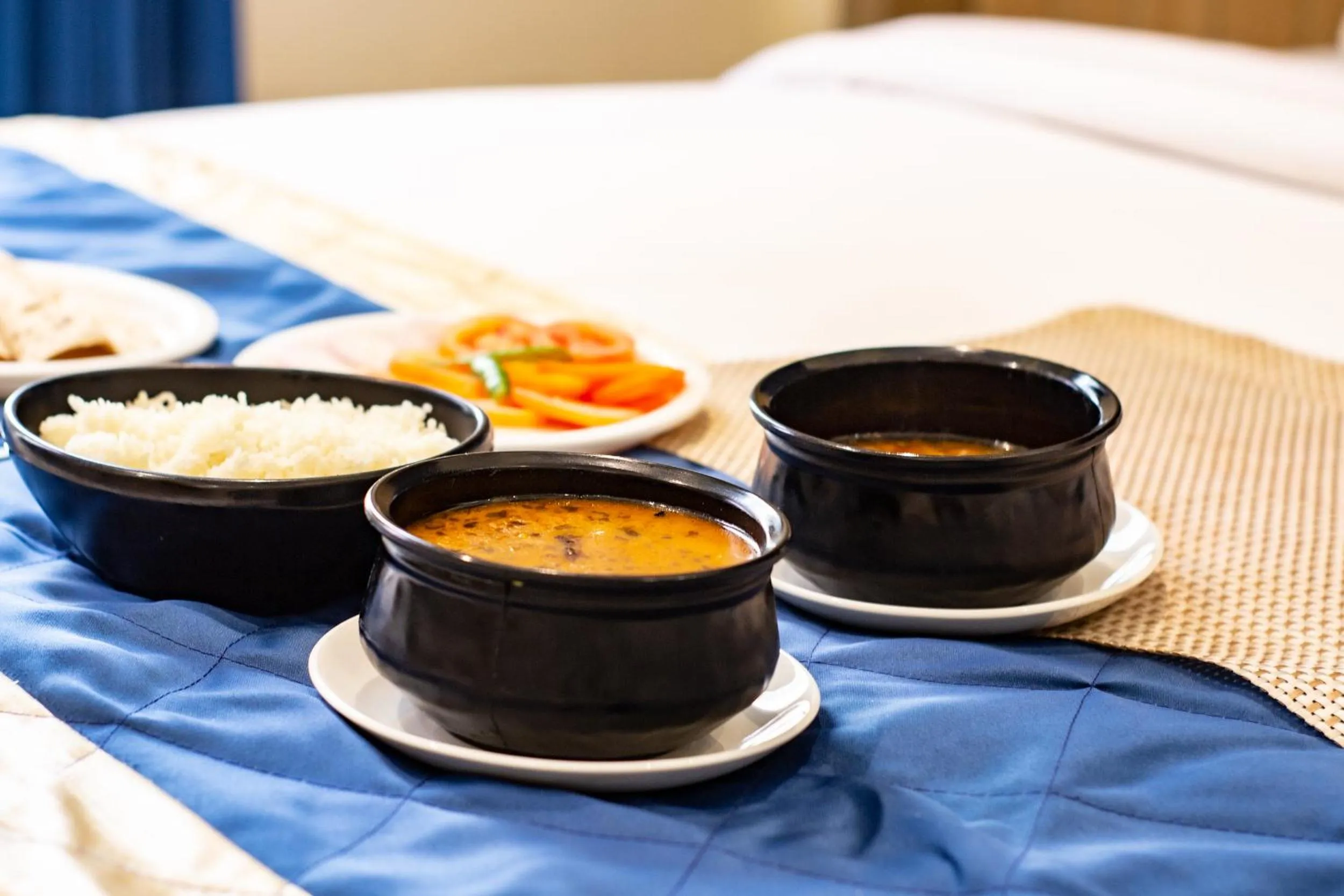 Lunch in Hotel Global Inn