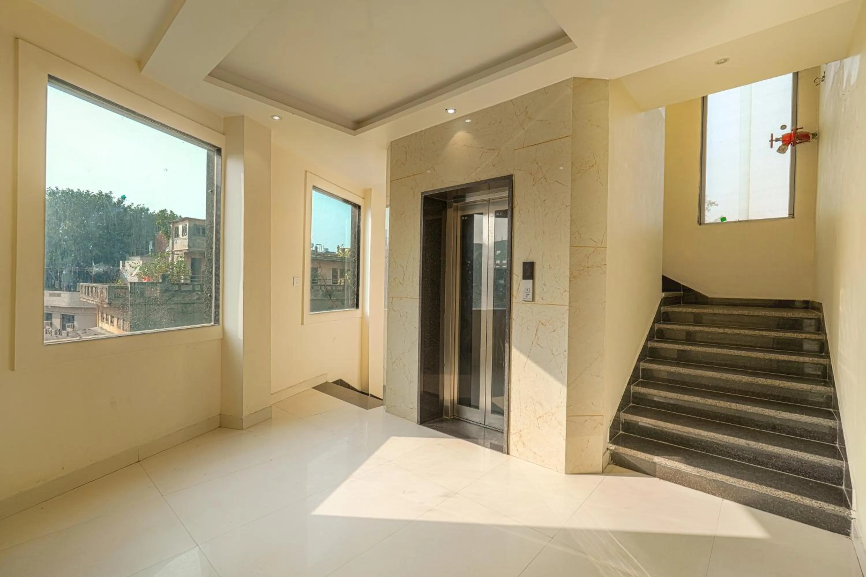 Lobby or reception in Hotel Global Inn