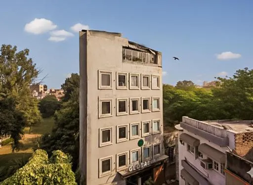 Property building in Hotel Global Inn