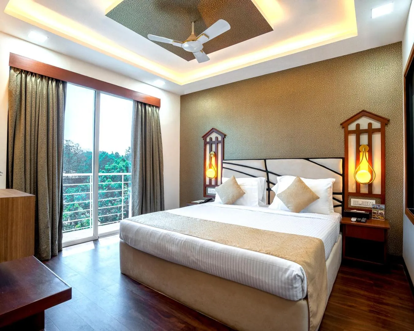 Bed in Vagator Downtown By VDP