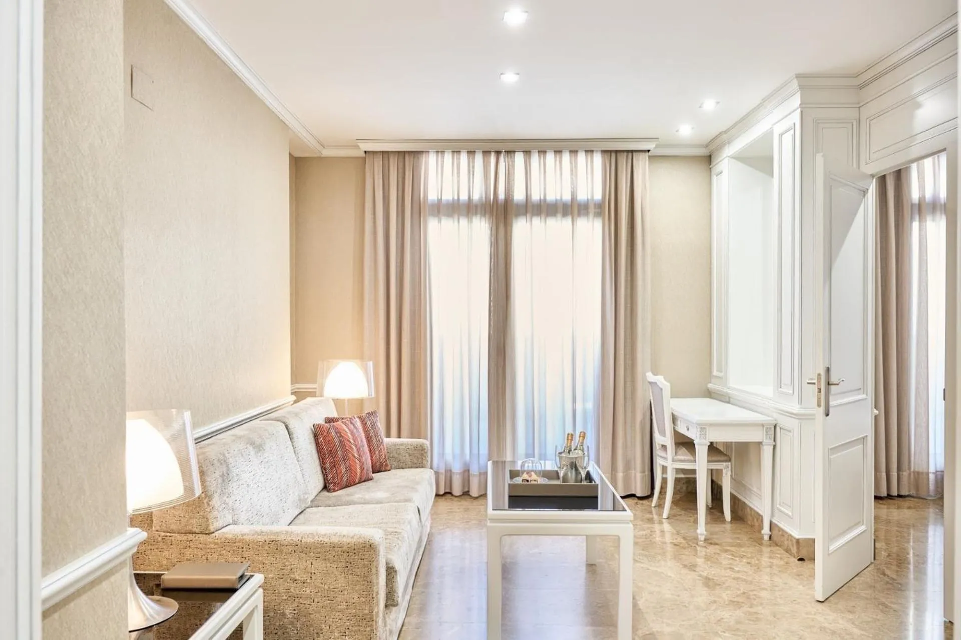 Living room in VP Jardín de Recoletos