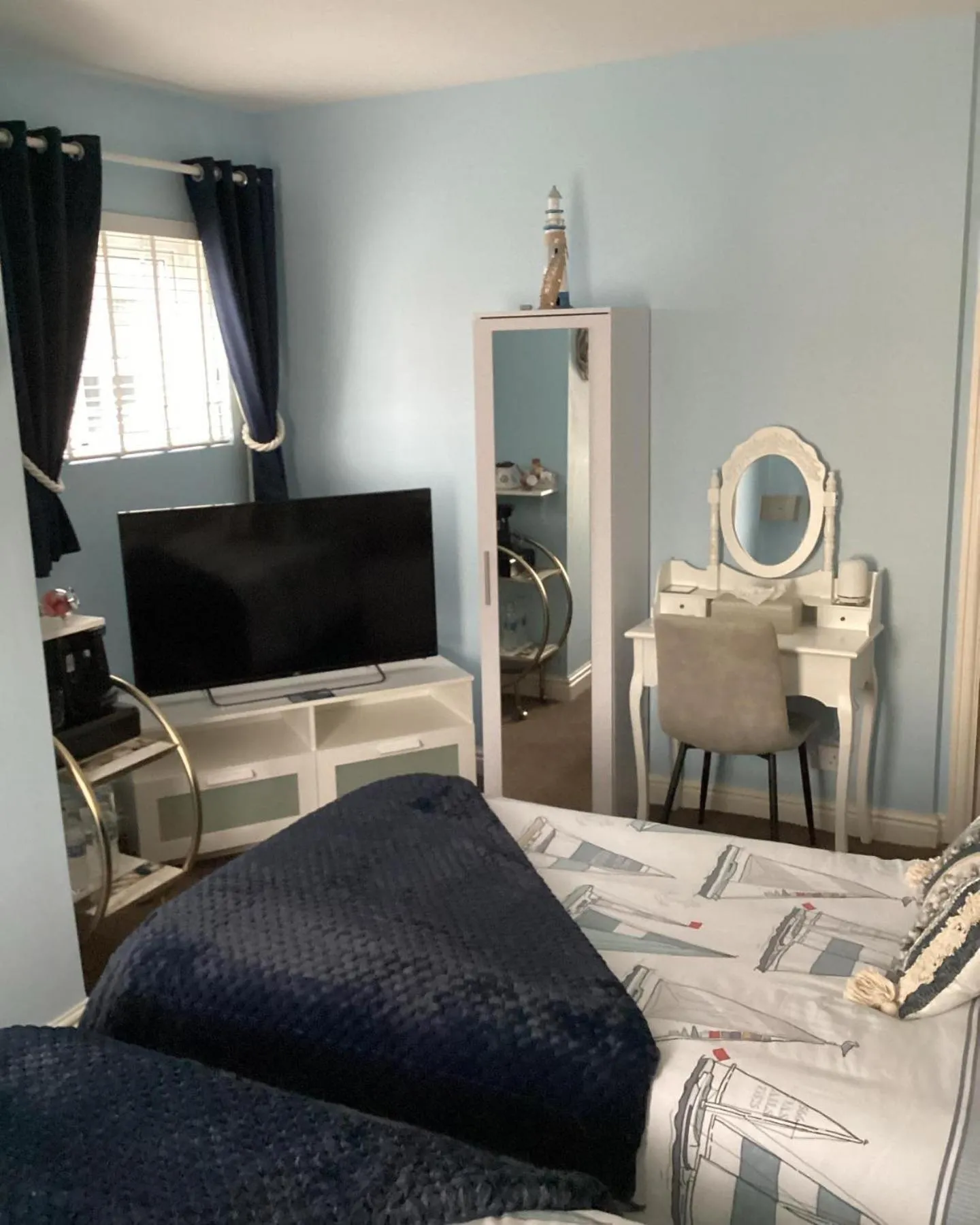 Bed in By the Seaside