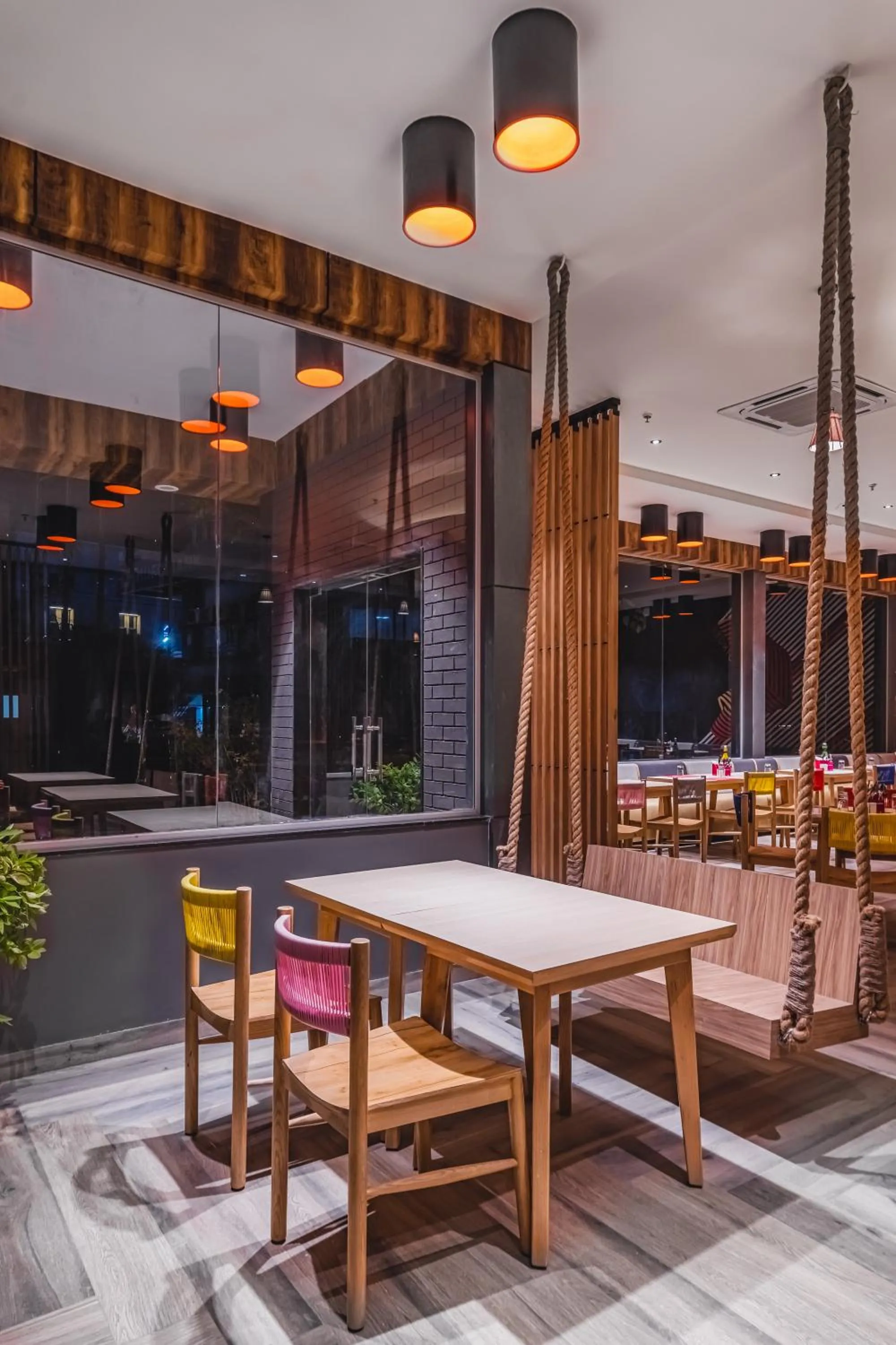 Restaurant/places to eat in Ginger Bharuch