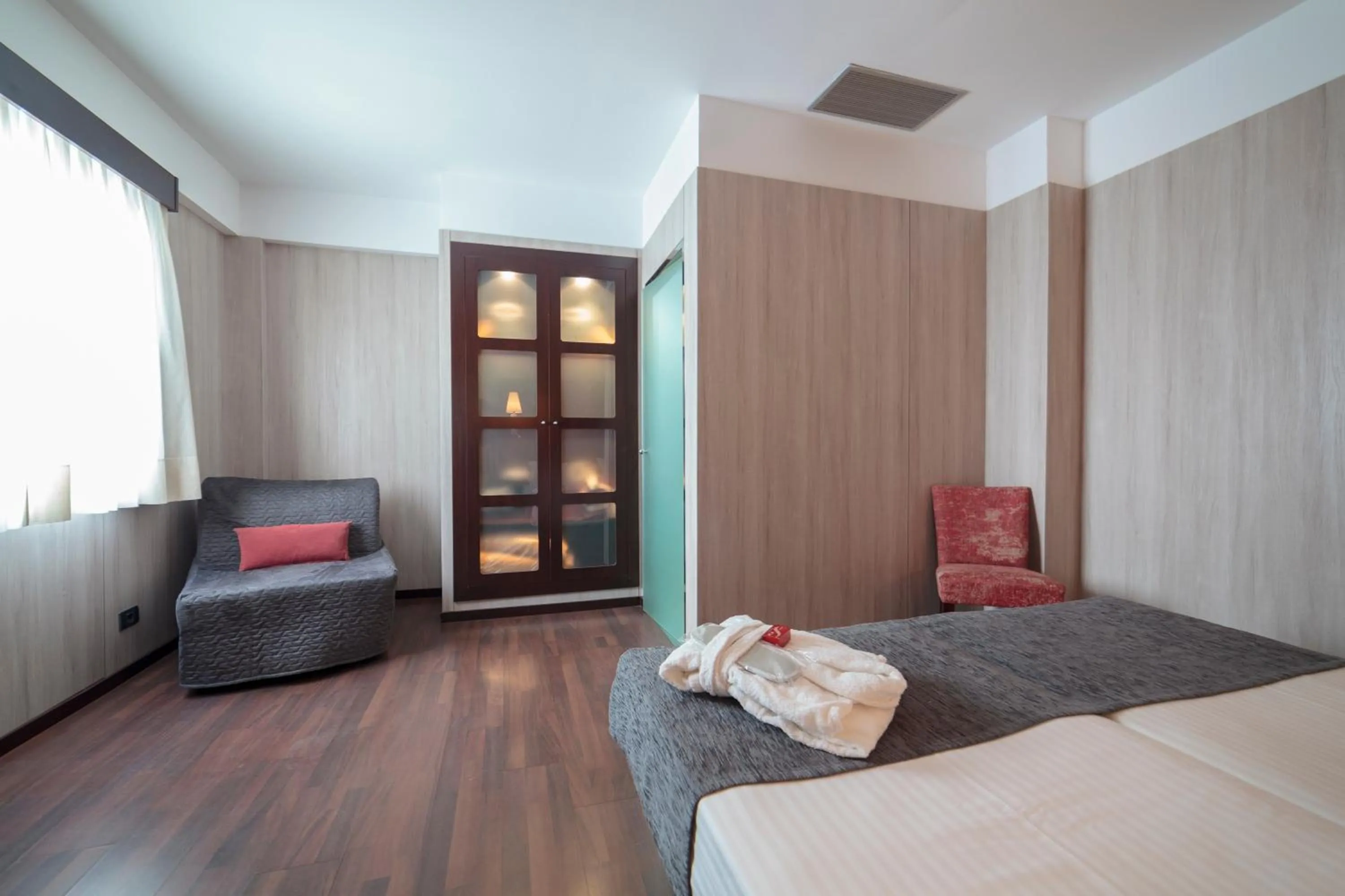 Photo of the whole room, Bed in Hotel Salymar