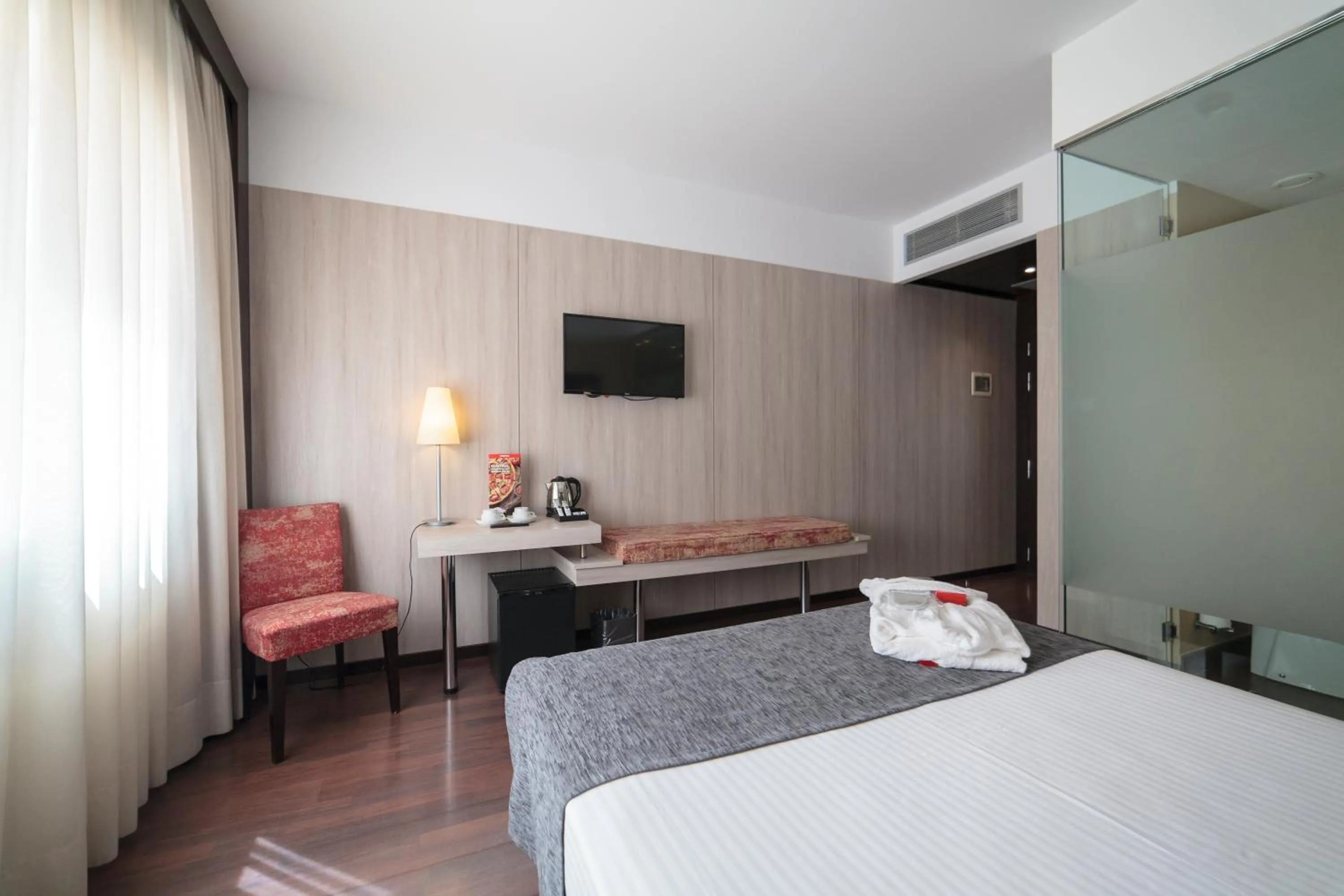 Photo of the whole room, Bed in Hotel Salymar