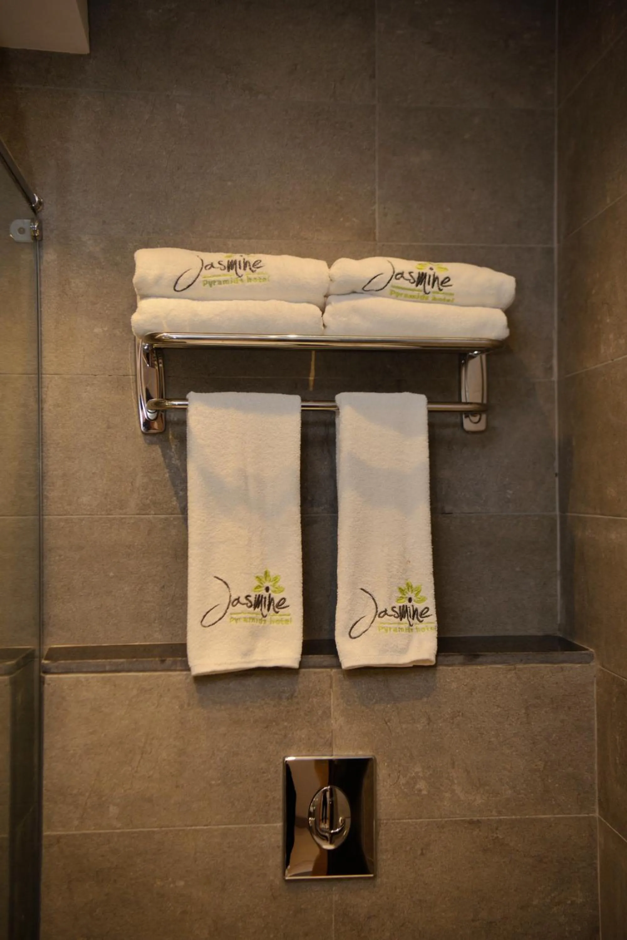 Bathroom in Jasmine Pyramids Hotel