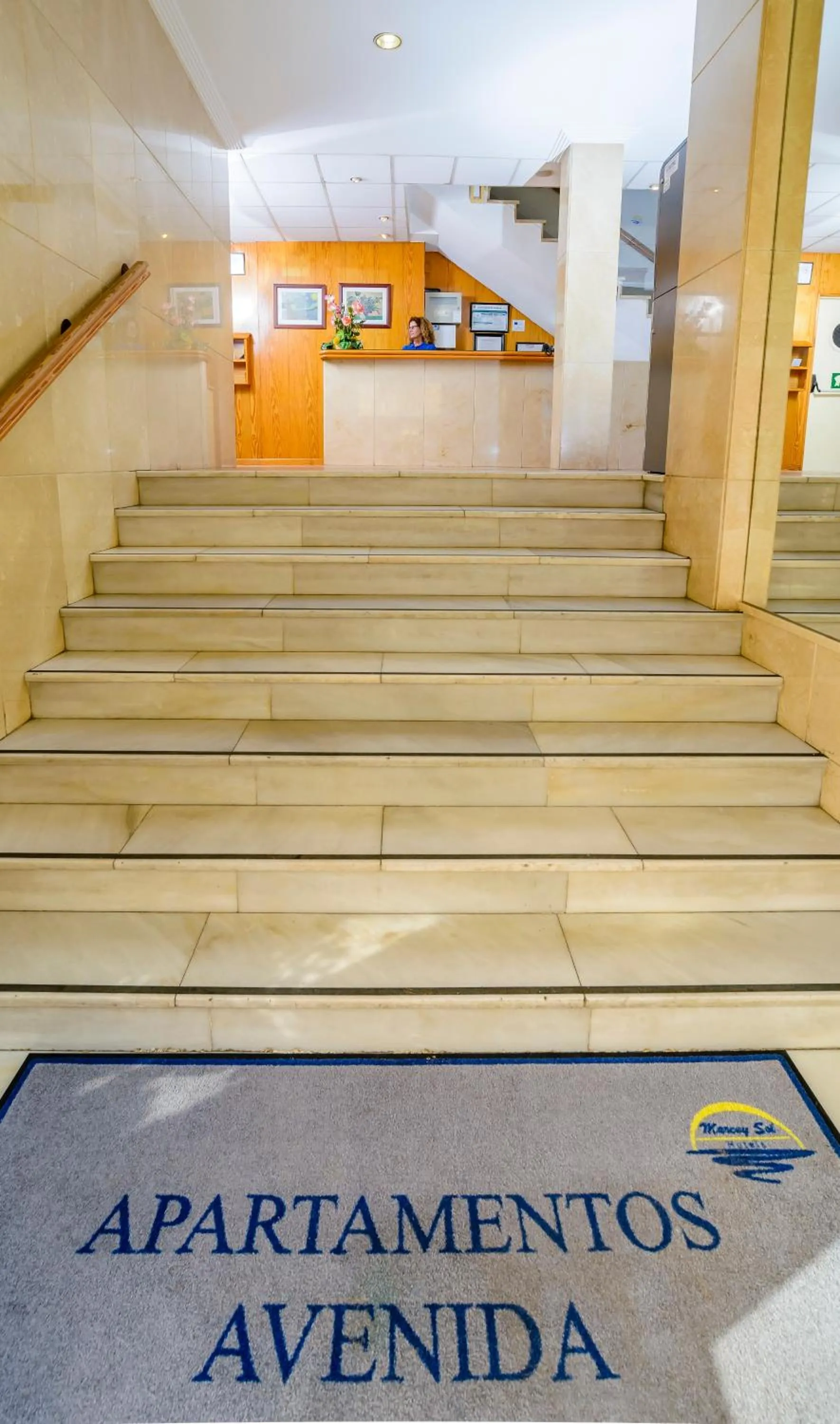 Facade/entrance in Apartamentos Avenida