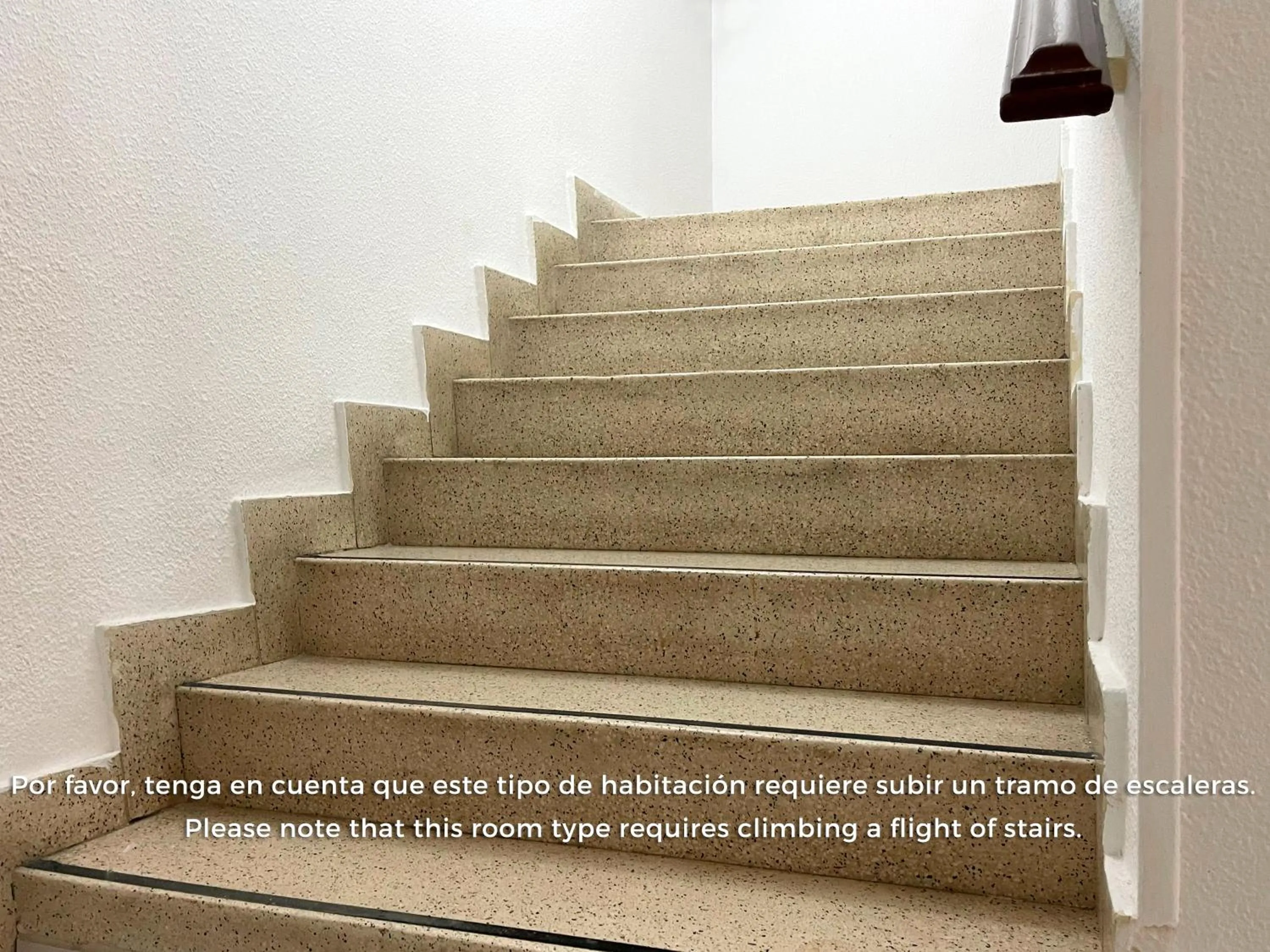 Decorative detail in Hotel Flats Friends Mar Blau