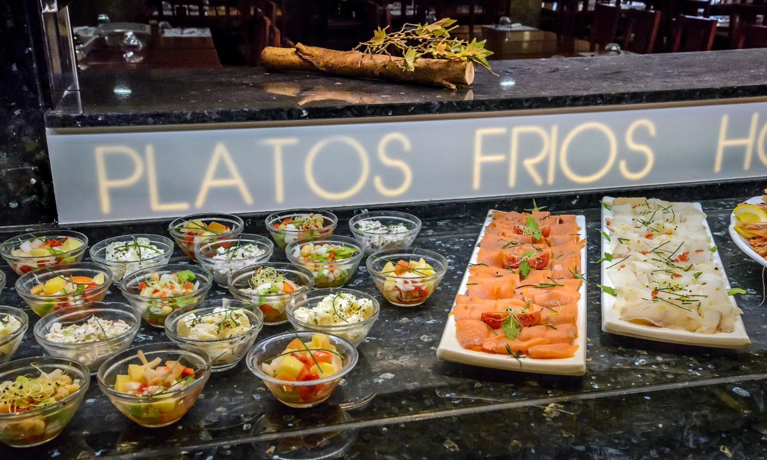 Restaurant/places to eat in Hotel Avenida