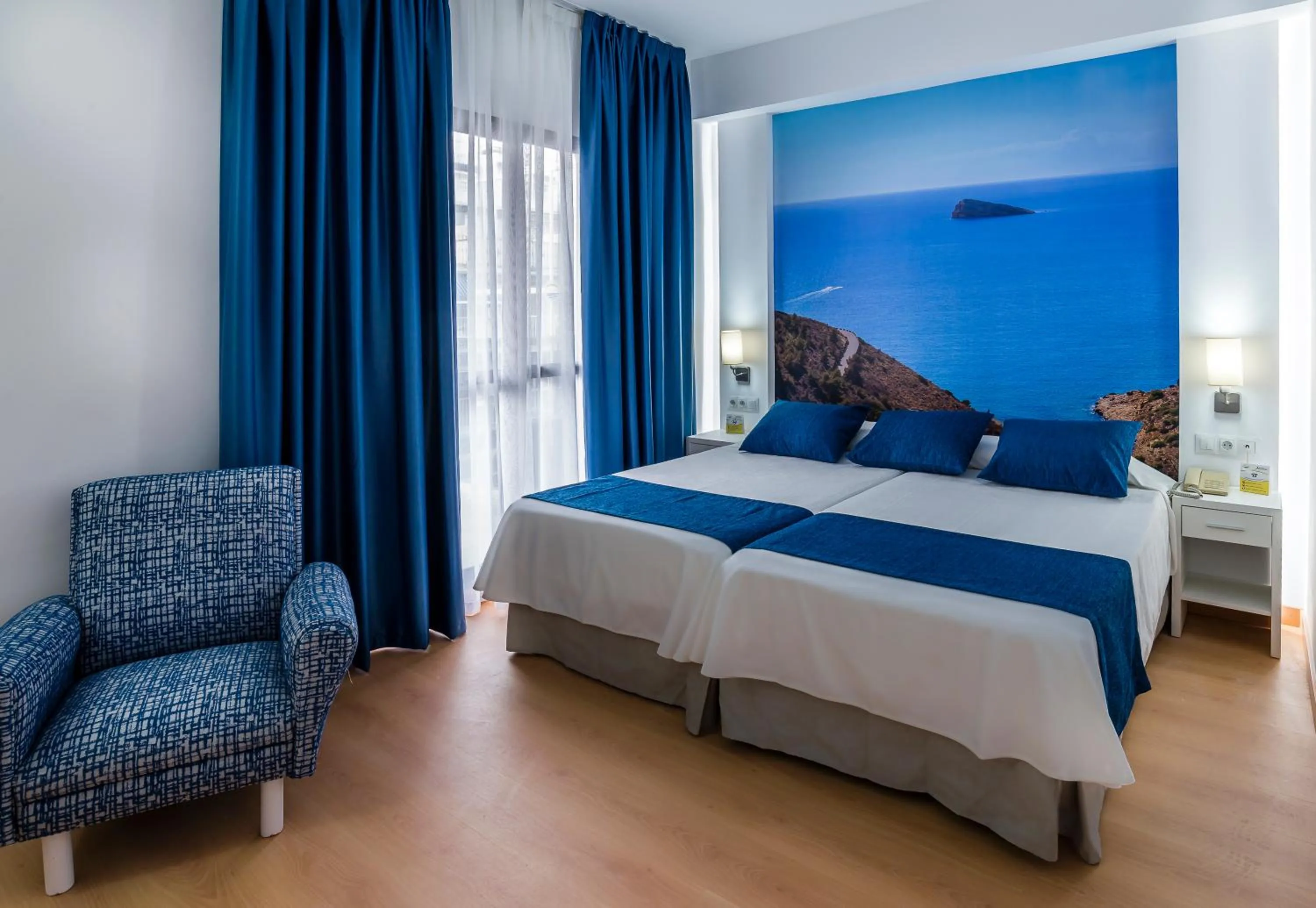 Bed in Hotel Avenida