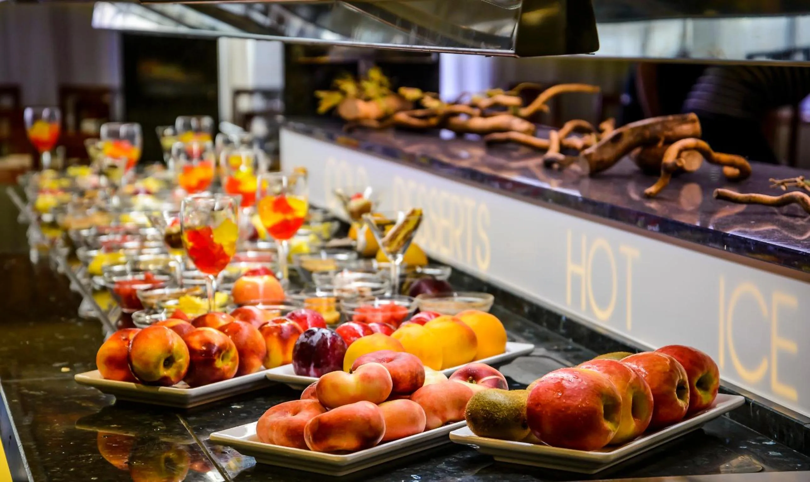 Restaurant/places to eat in Hotel Avenida