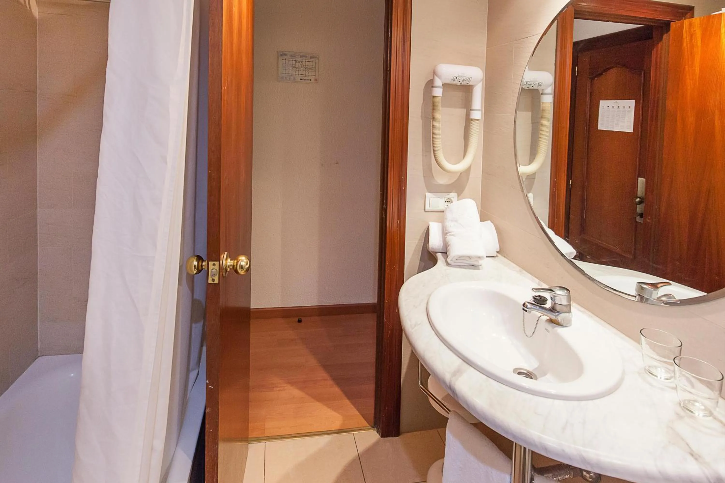 Bathroom in Port Vista Oro