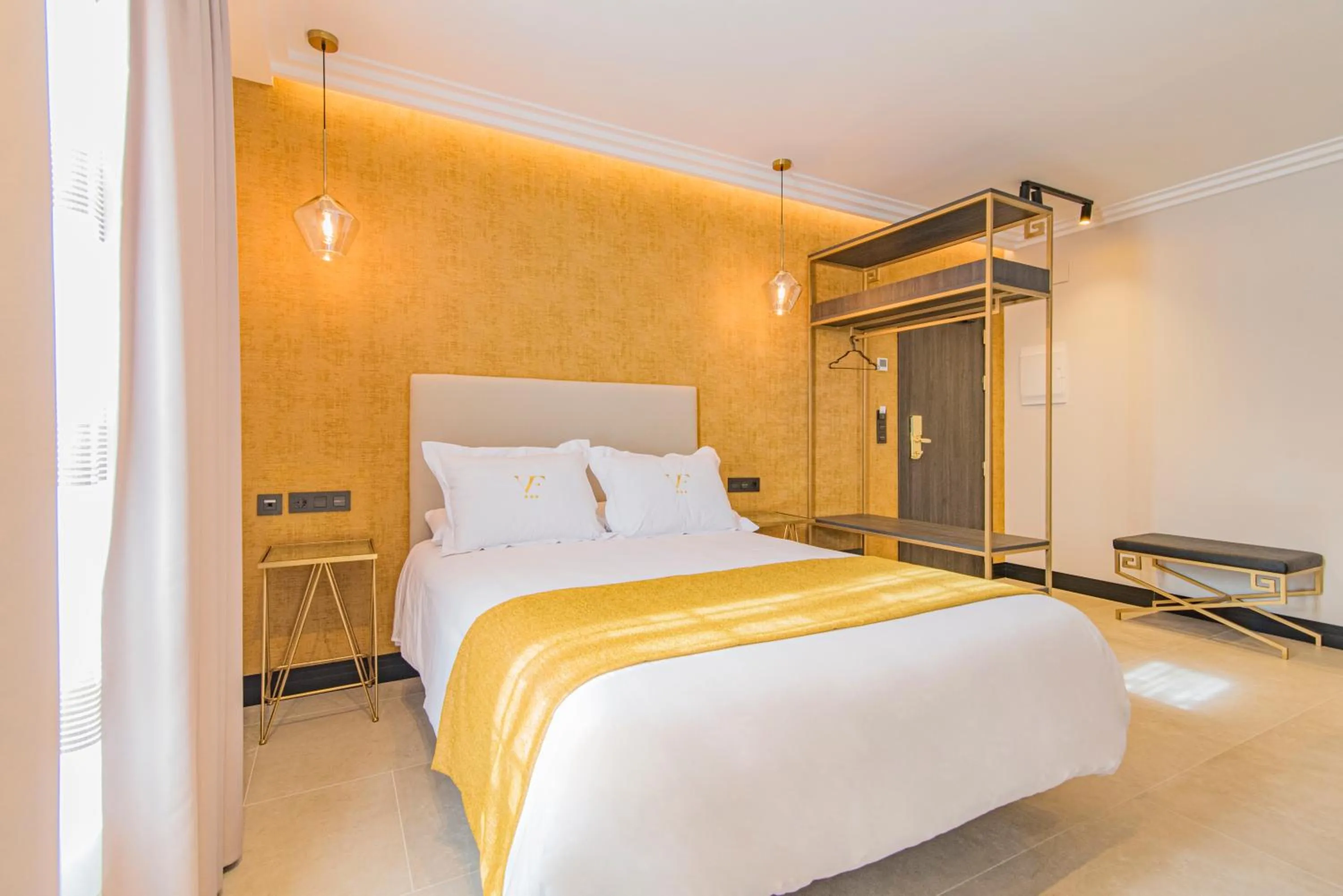 Photo of the whole room, Bed in VESCI FAVENTIA