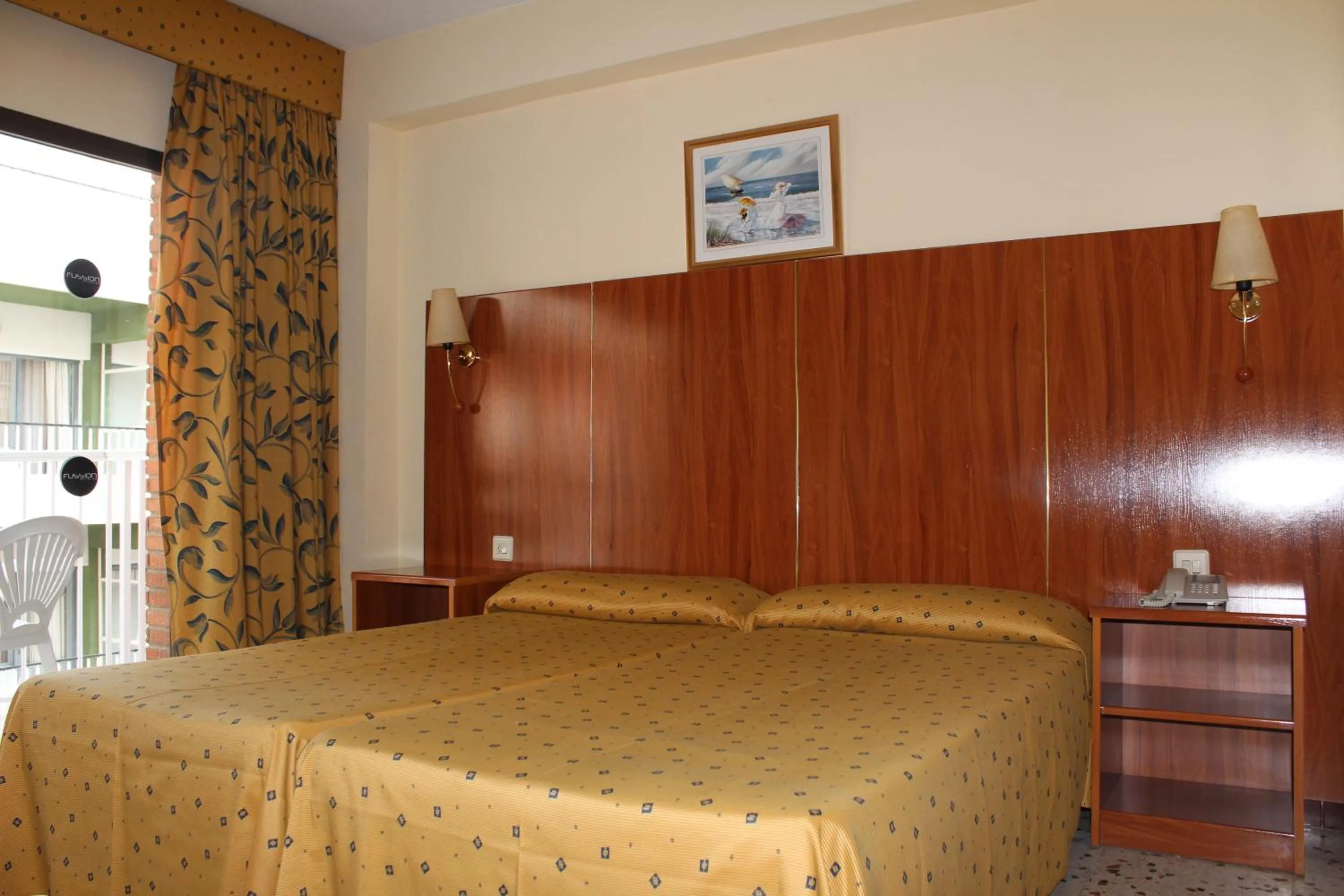 Bed in Hotel Mareny Benidorm