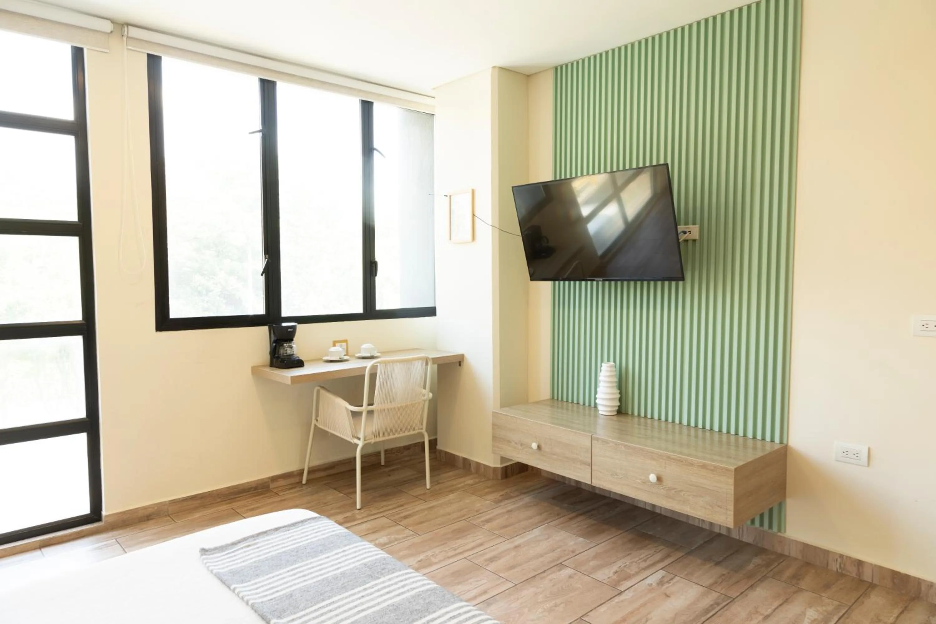 TV and multimedia in Mythical Hotel Boutique