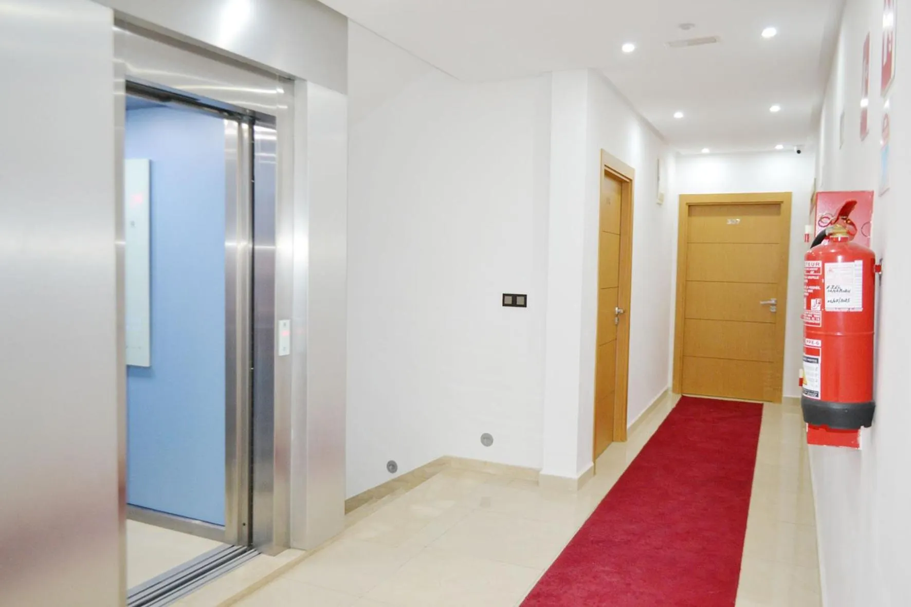 Decorative detail in Karam City Hotel