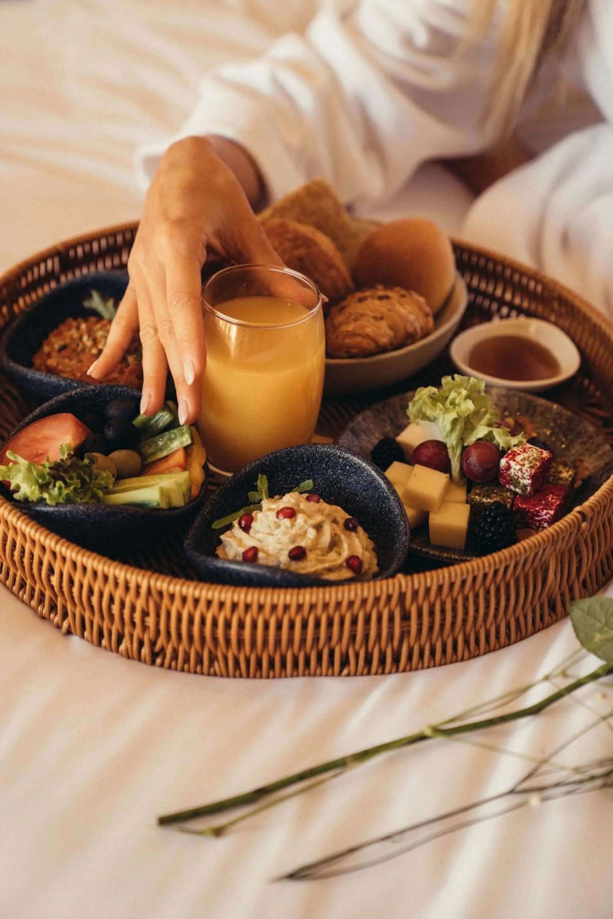 Food and drinks in Cloud 7 Residence AlUla