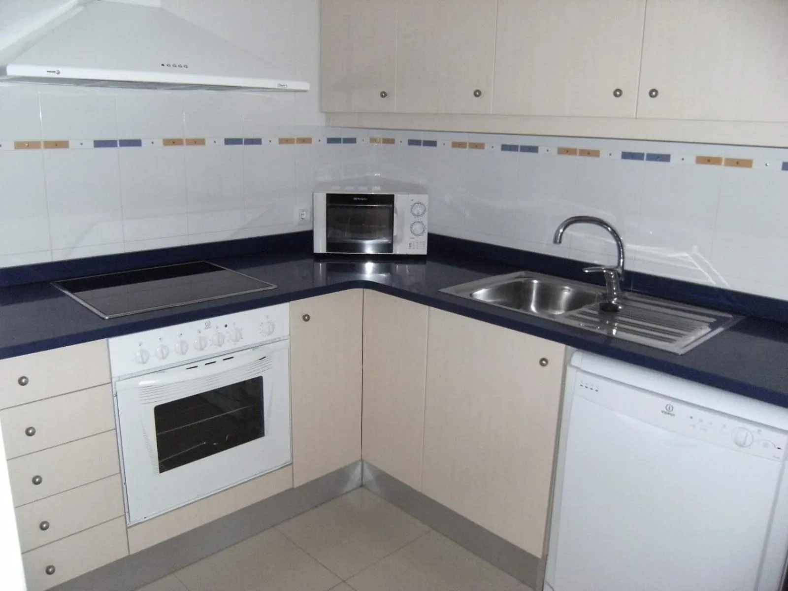 Kitchen or kitchenette in Mestral 1-1