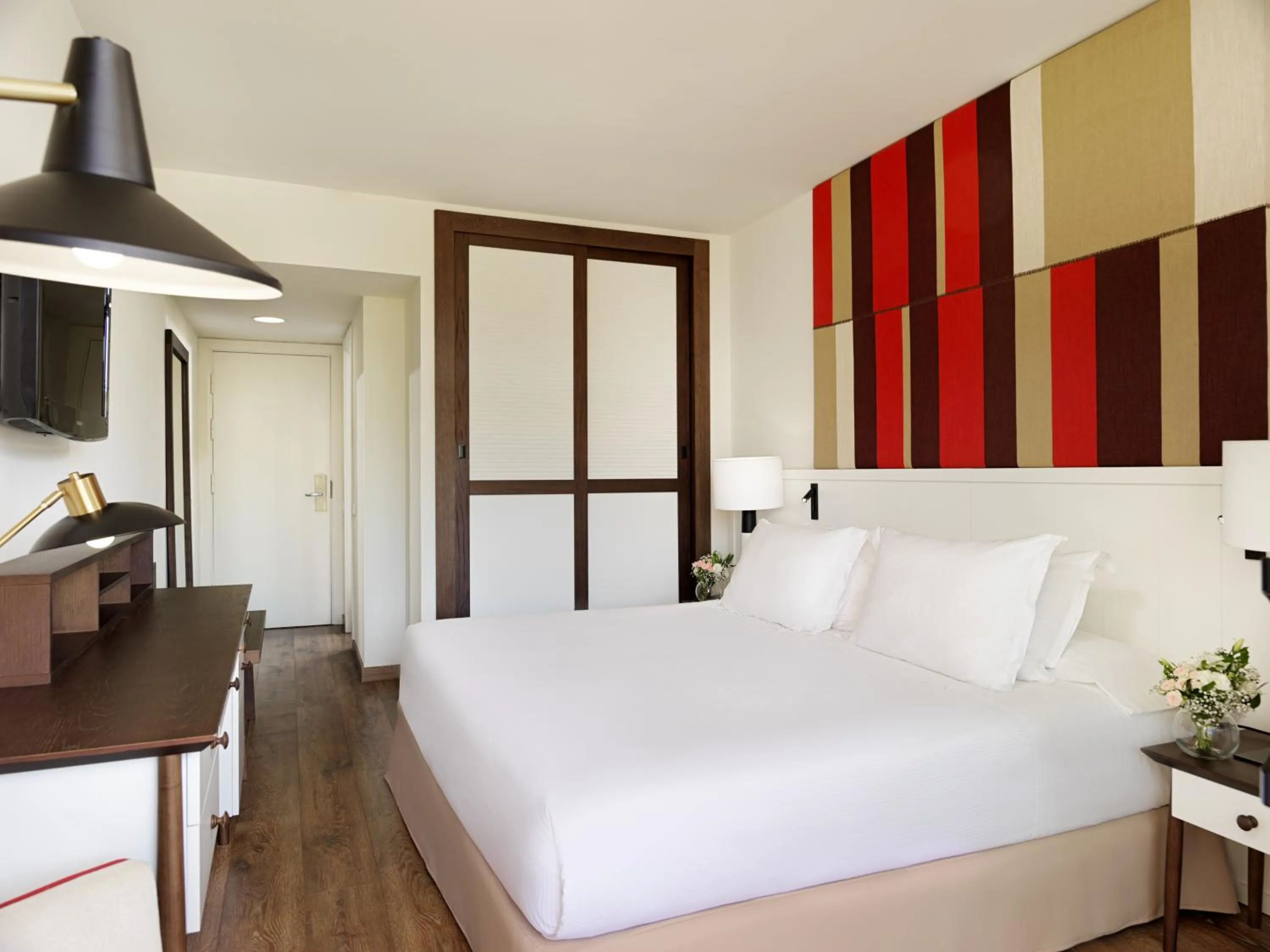 Bedroom, Bed in H10 Salou Princess