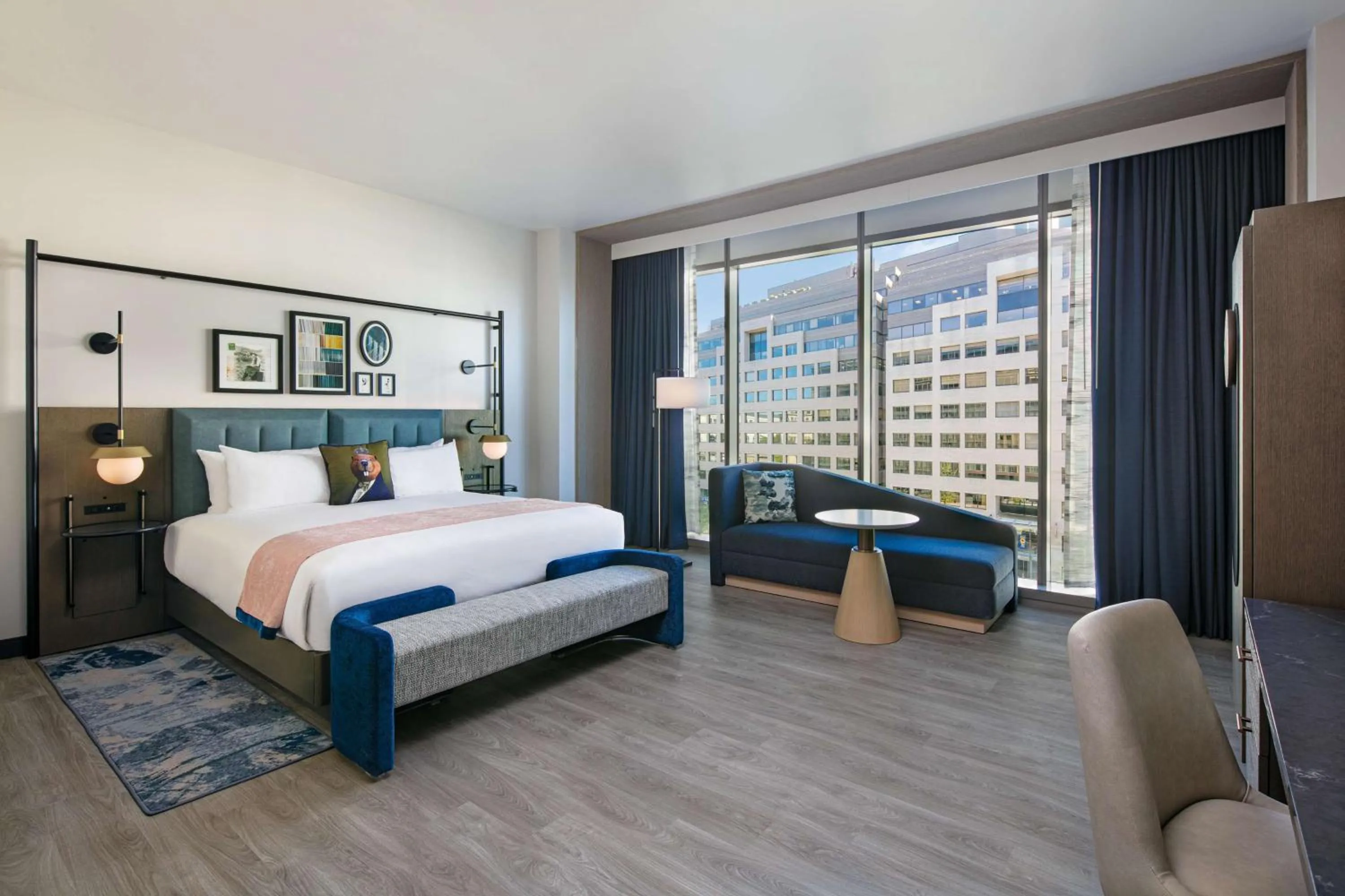 Bedroom, Bed in The Royal Sonesta Washington DC Capitol Hill