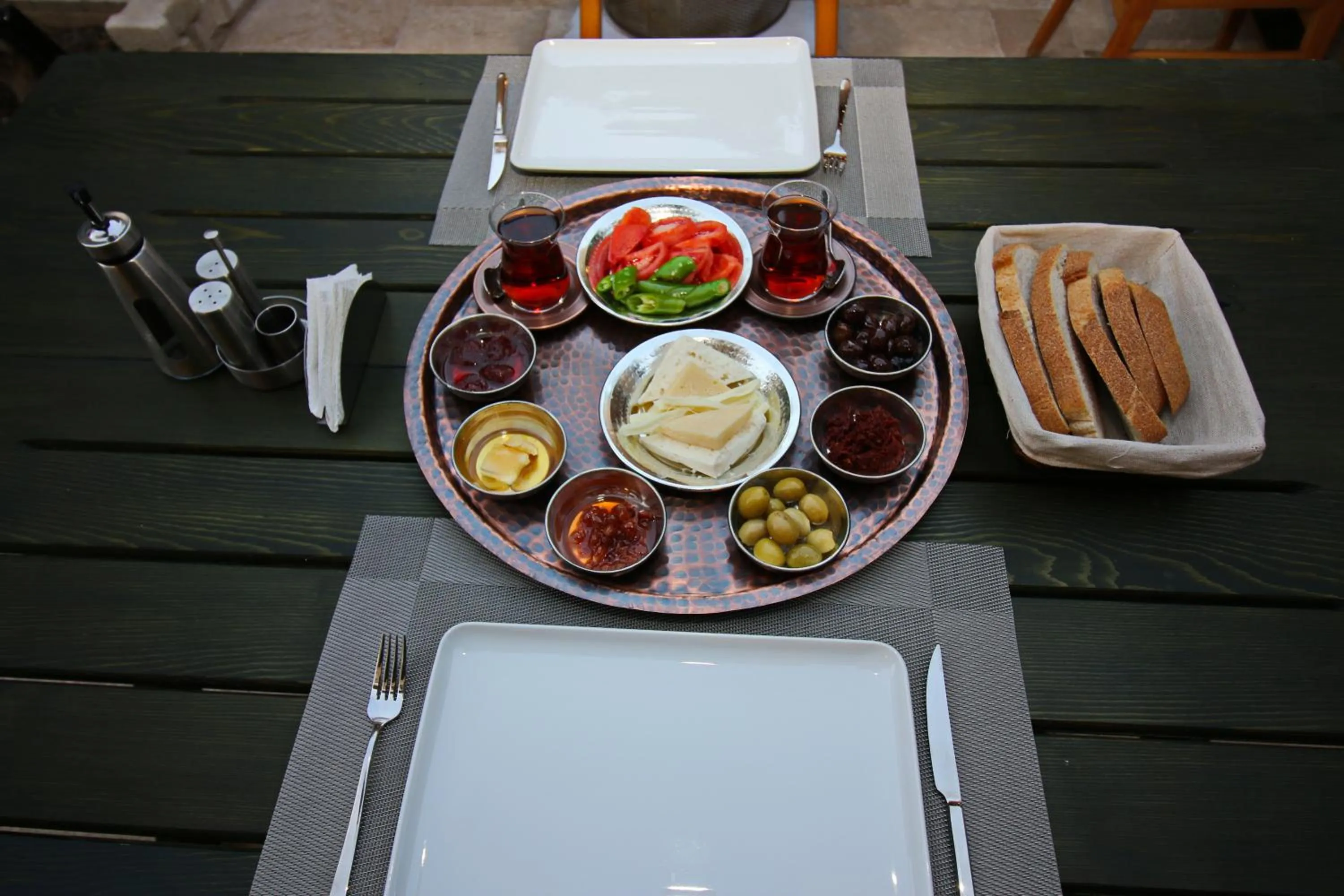 Restaurant/places to eat in Homeros Butik Otel