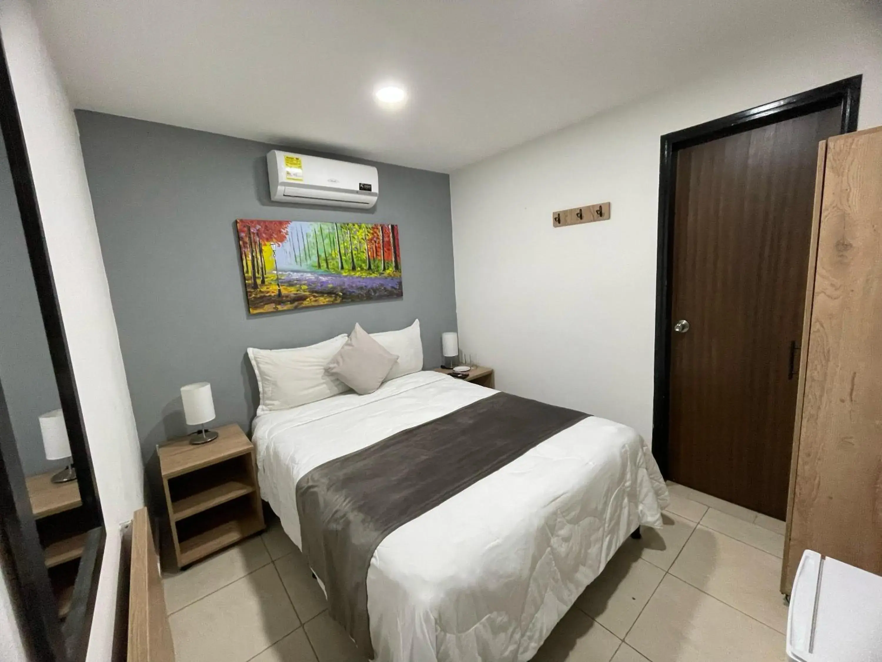 Double Room in Aguacatala Hotel Boutique Double Room in Aguacatala Hotel Boutique