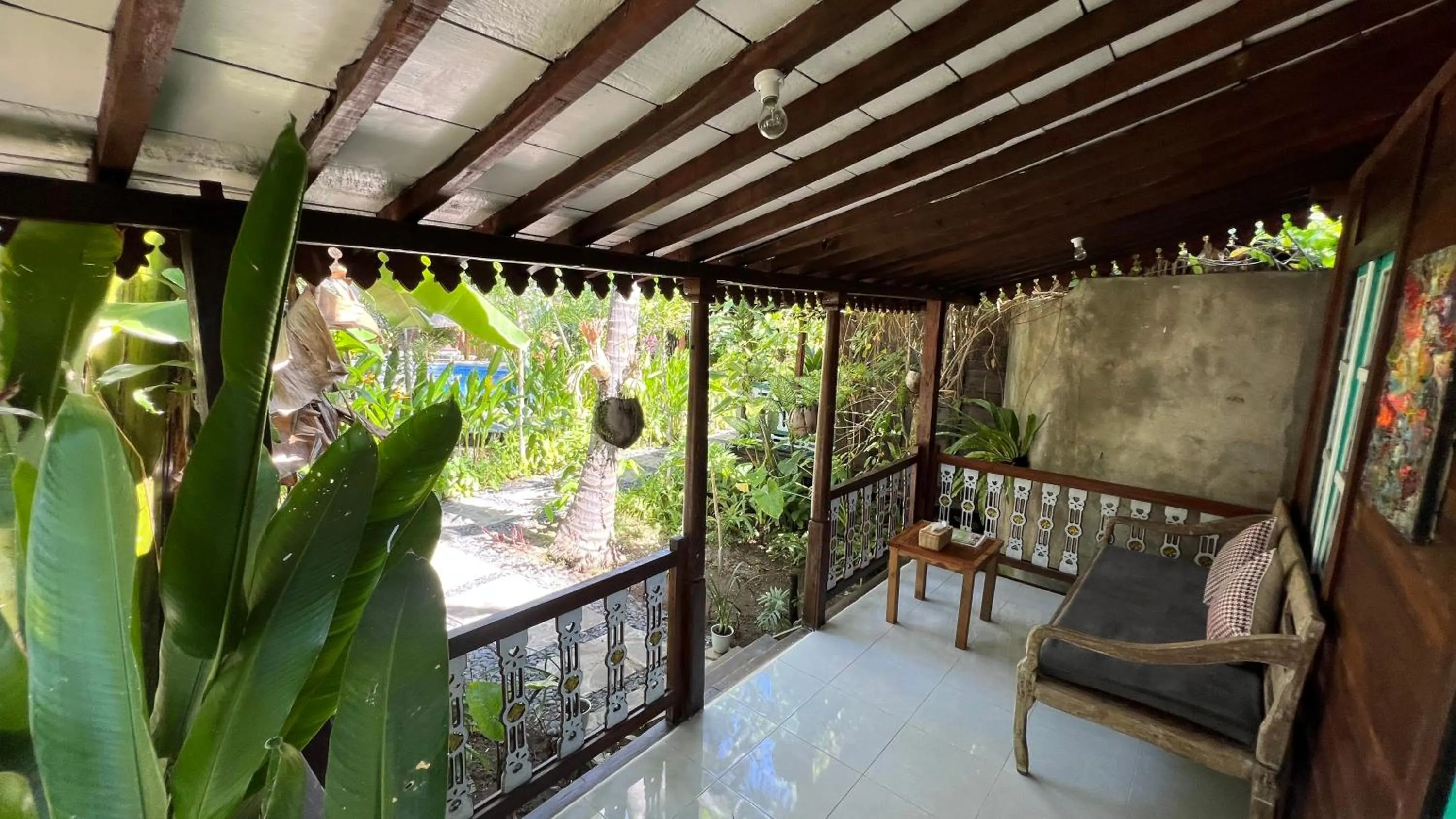 Garden in Tahlia's Villa