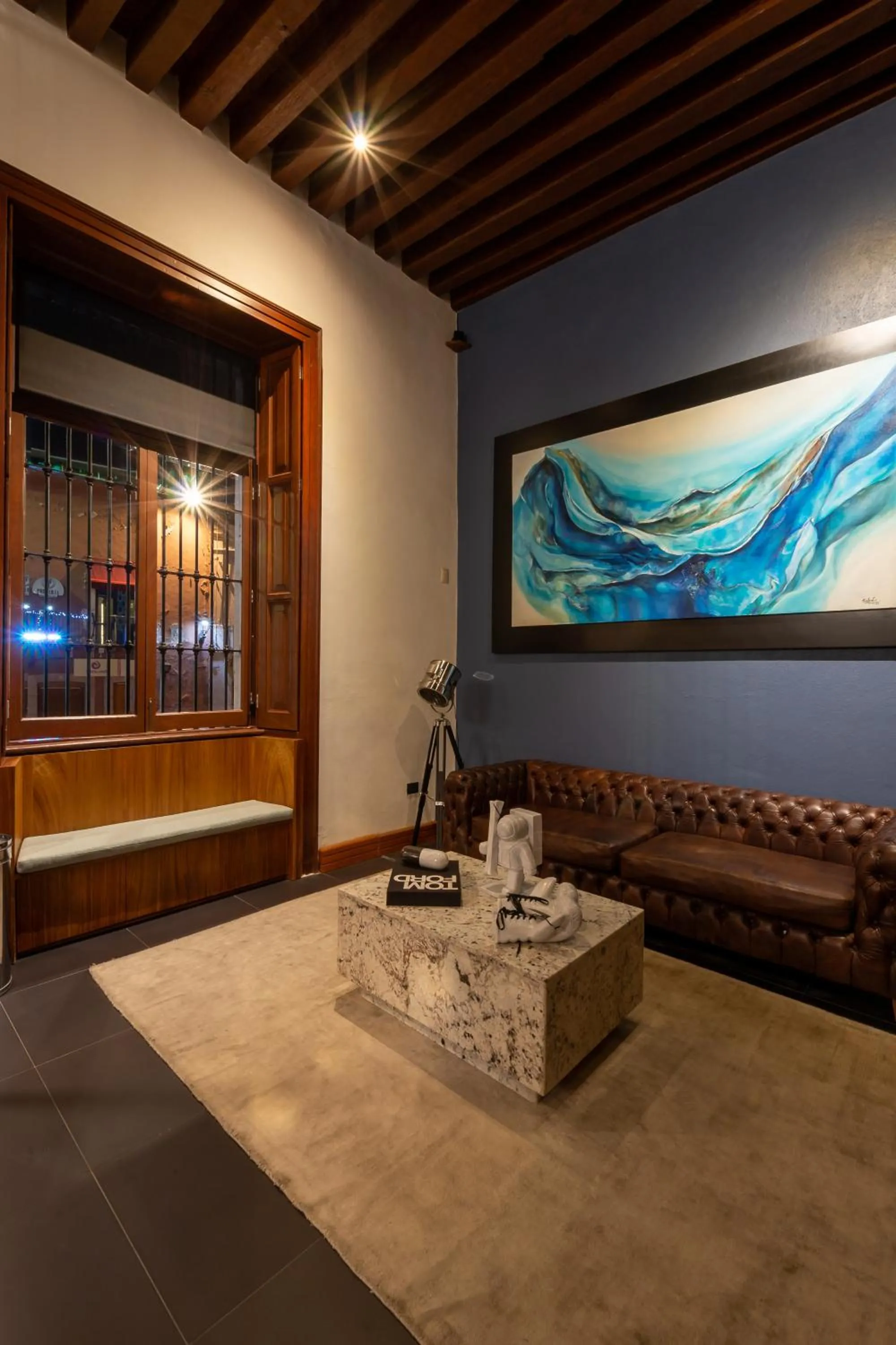 Seating area in Nueve 25 Hotel Boutique