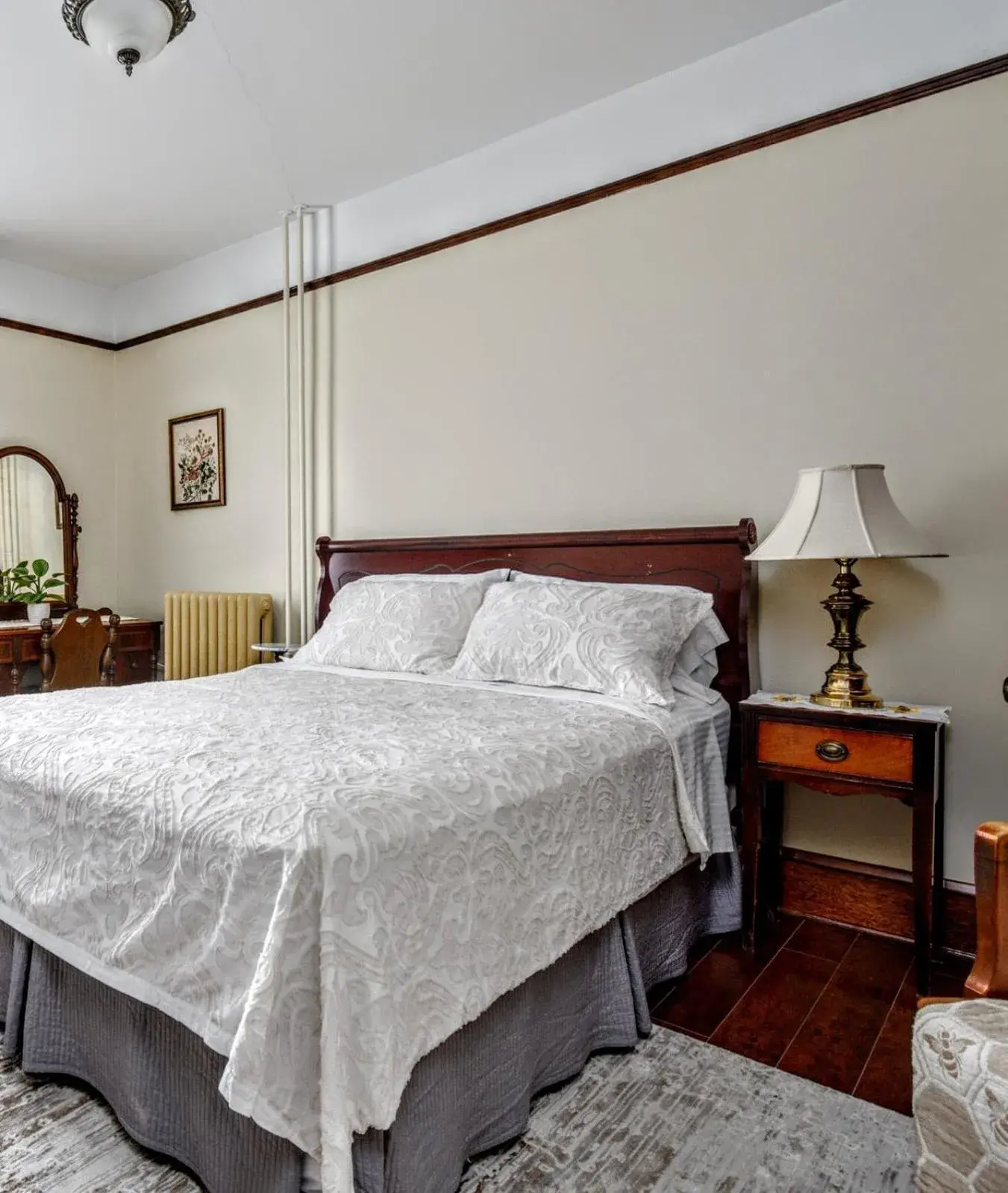 Two-Bedroom Suite - single occupancy in Royal Hotel Sydney Two-Bedroom Suite - single occupancy in Royal Hotel Sydney