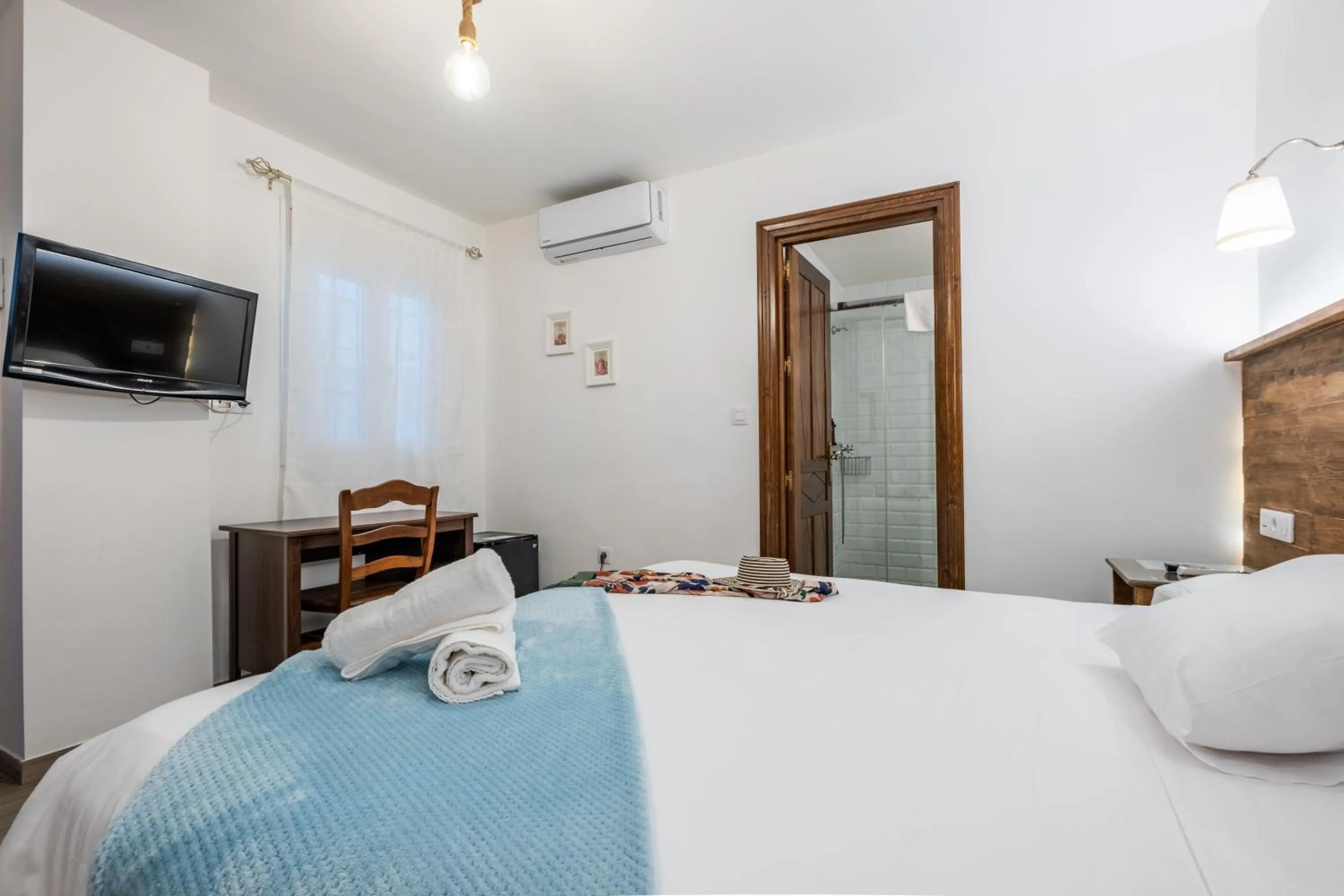 Bed in El Nogal Home