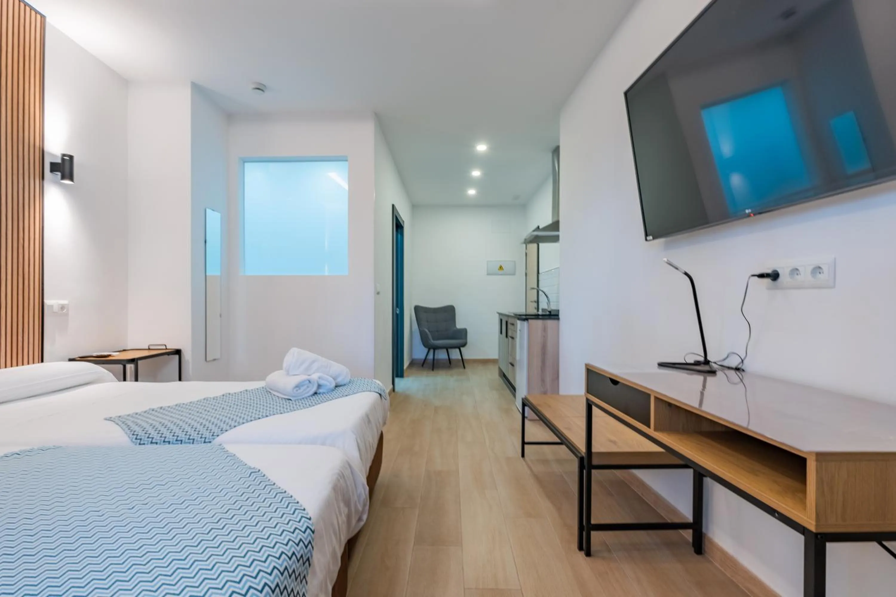 Photo of the whole room, Bed in El Nogal Home