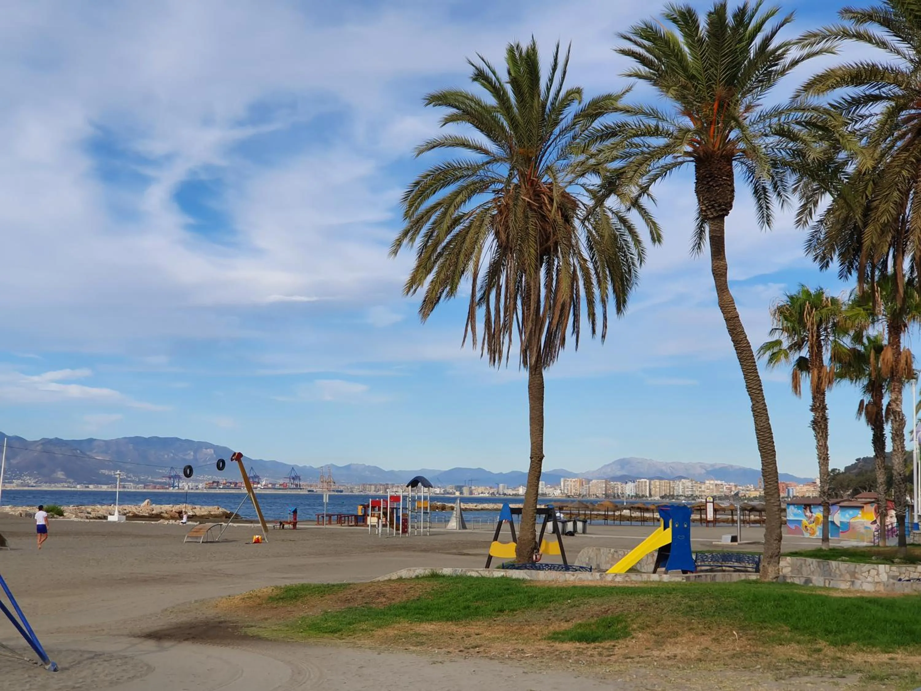 Children play ground in El Nogal Home