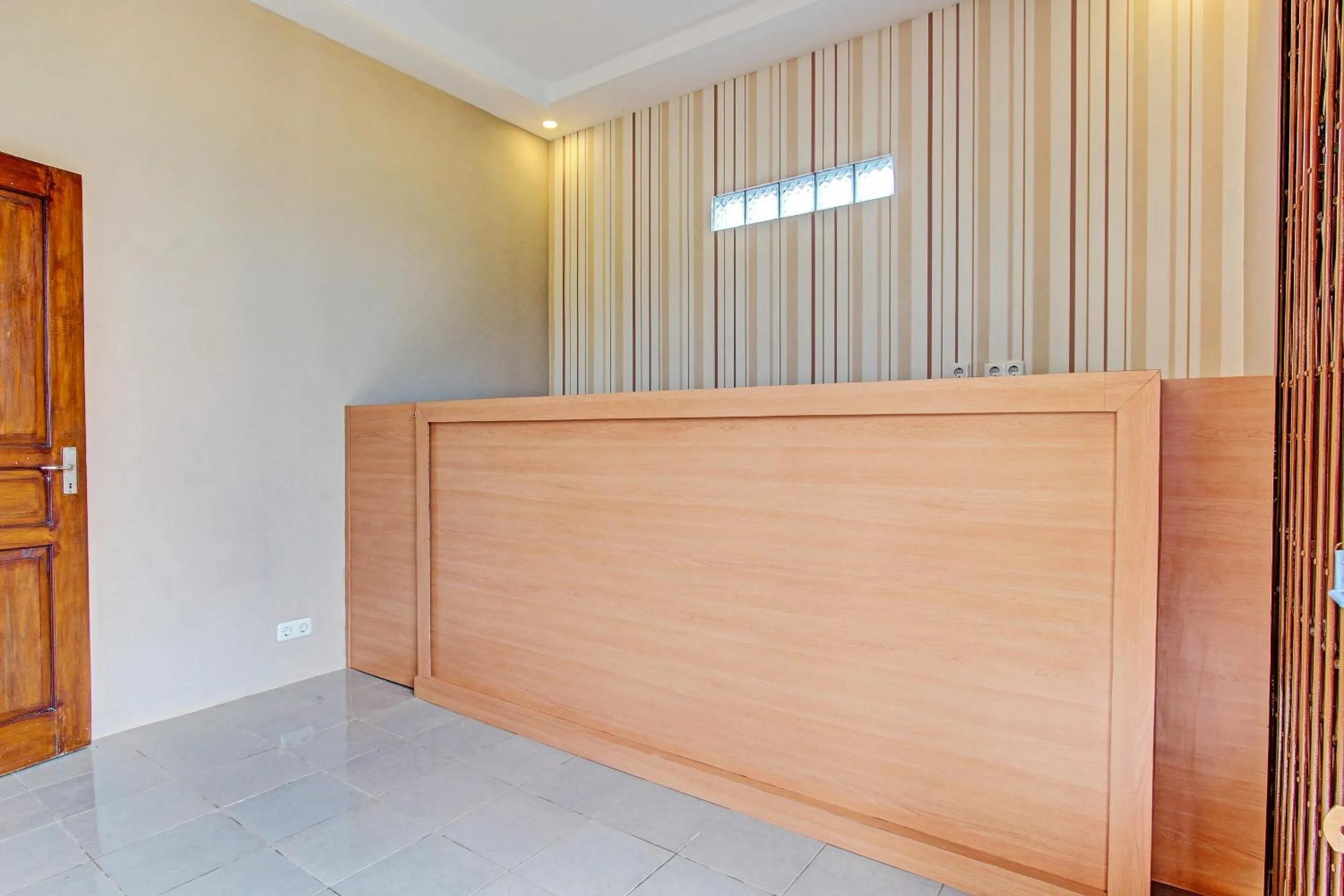 Lobby or reception in Hotel O Guest House Mustika Syariah Near alun alun kota purwokerto