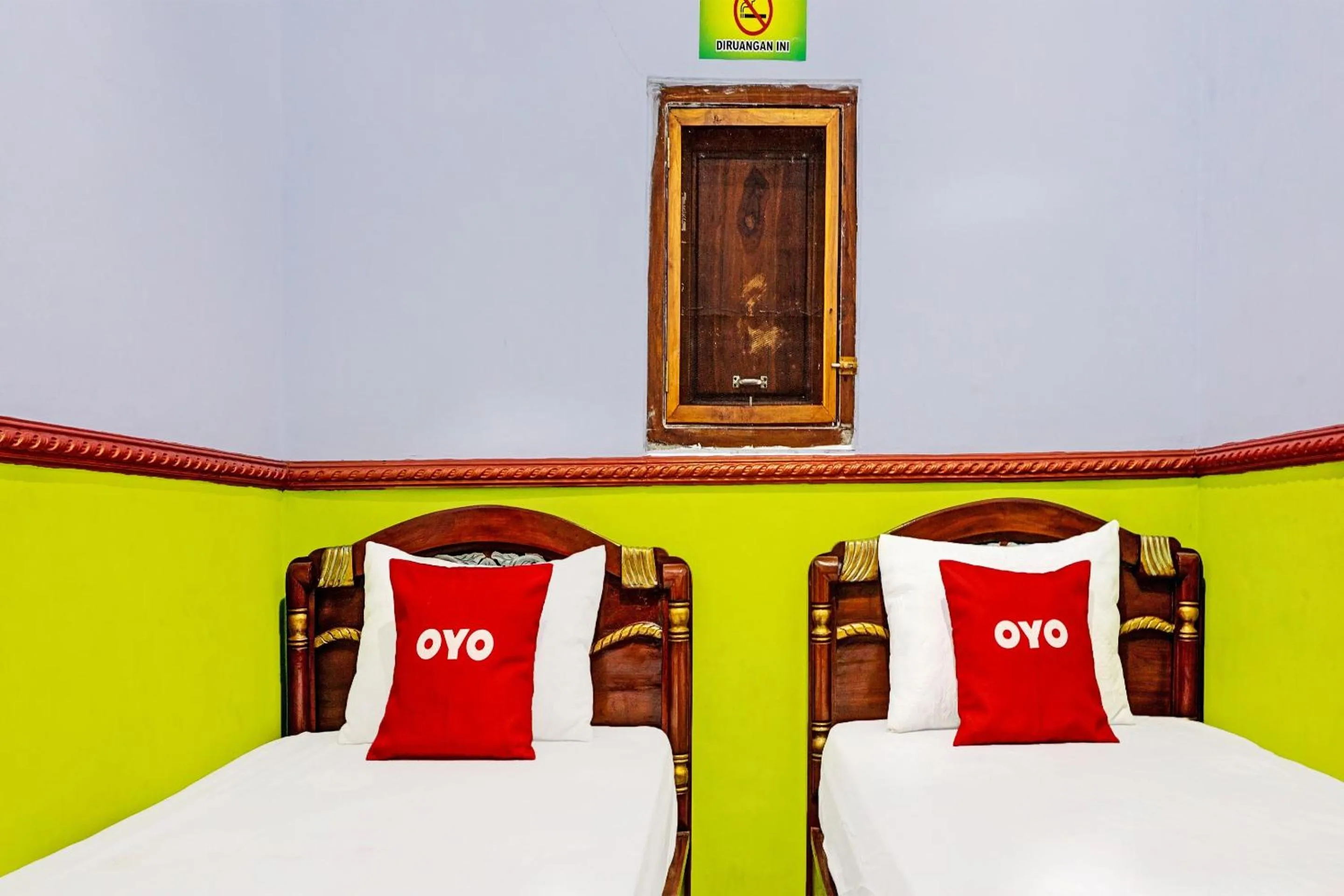 Bedroom, Bed in Hotel O Noril Haromain Homestay Syariah