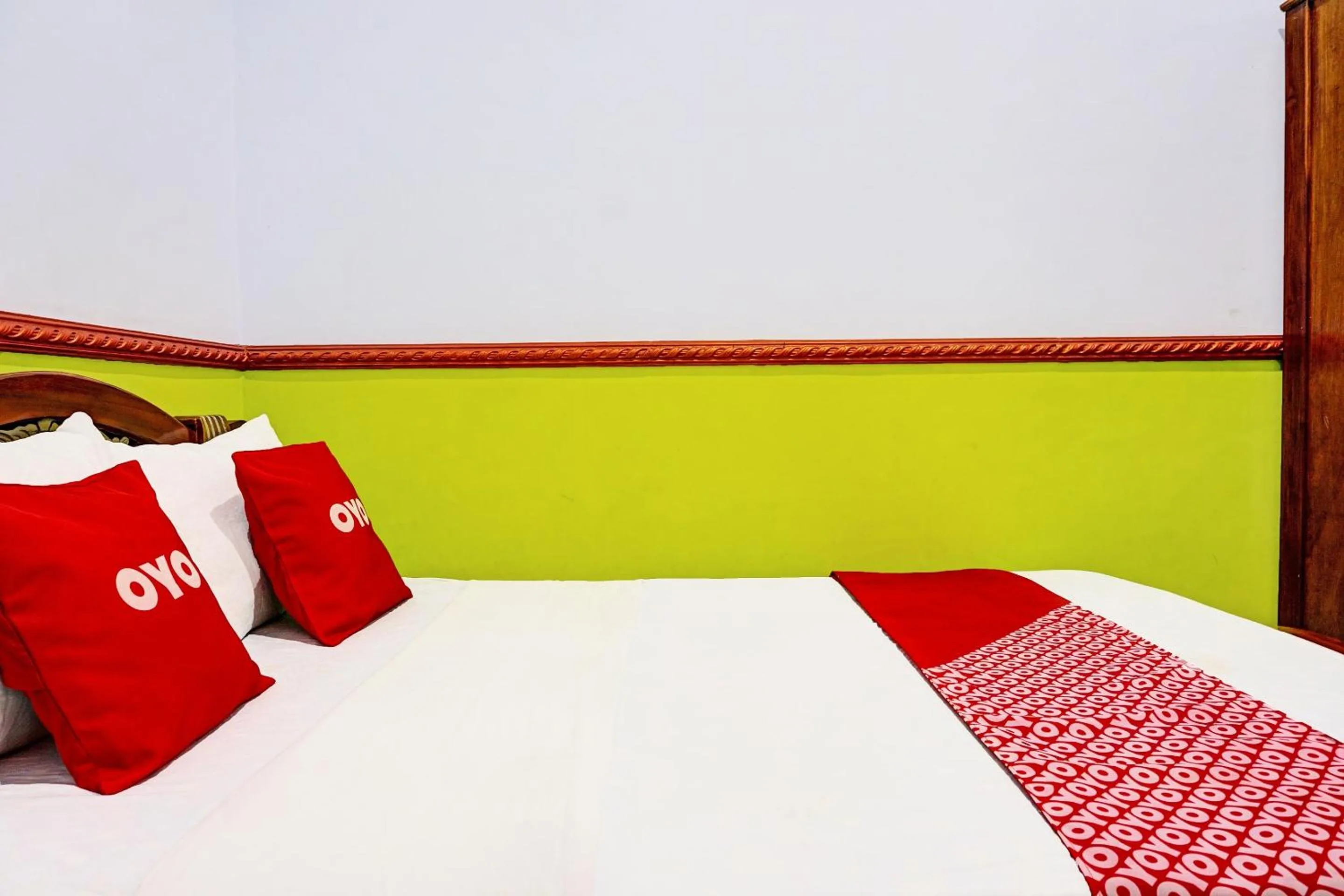 Bedroom, Bed in Hotel O Noril Haromain Homestay Syariah