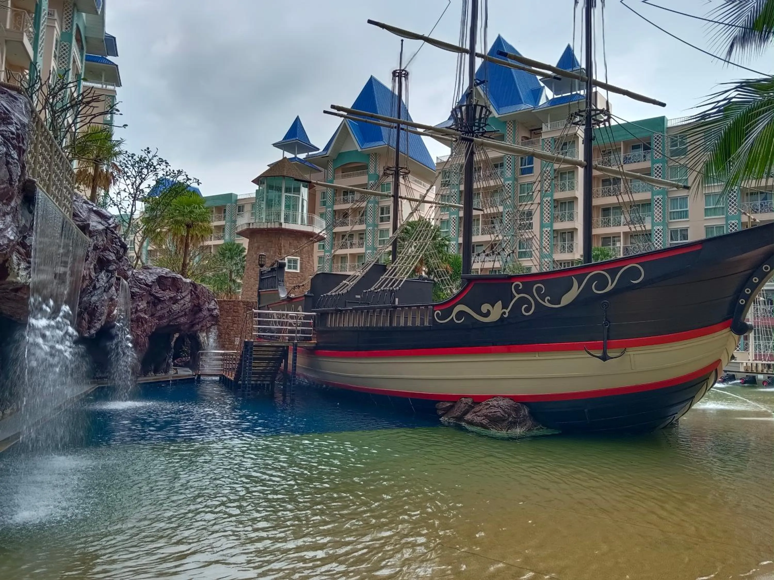 Property building in Grande Caribbean Condo Resort Pattaya