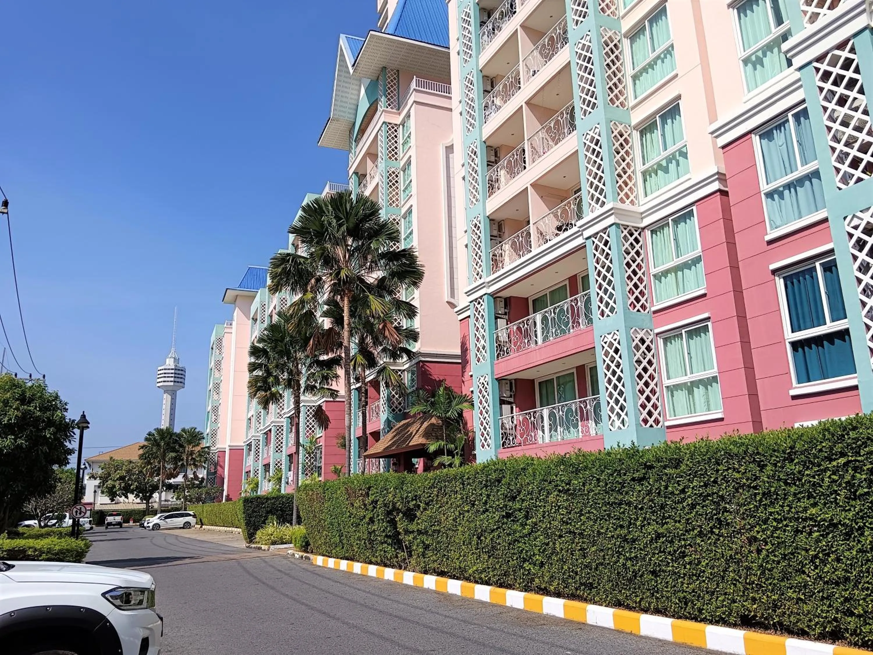 Property building in Grande Caribbean Condo Resort Pattaya