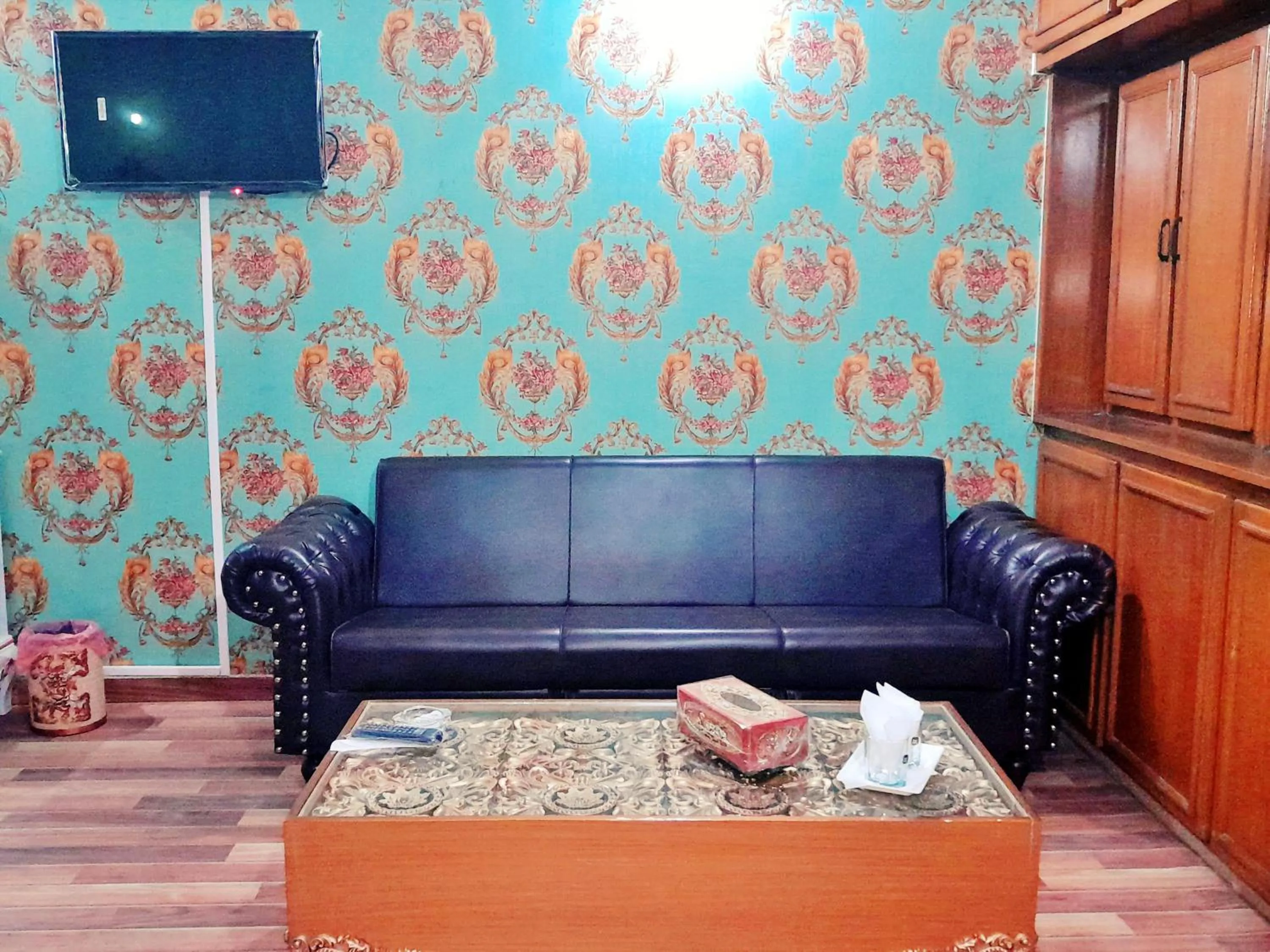 Hotel Rose One Lahore